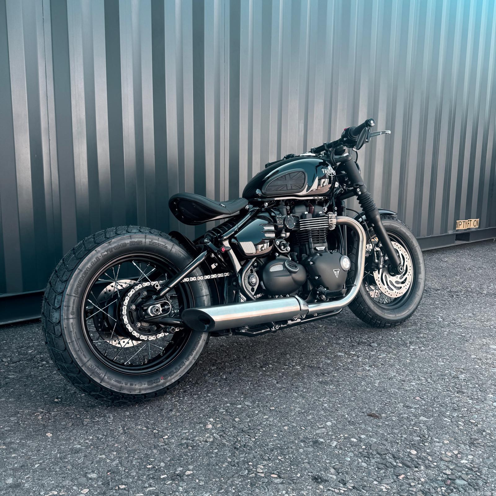 TRIUMPH Bonneville 1200 Bobber-image-11