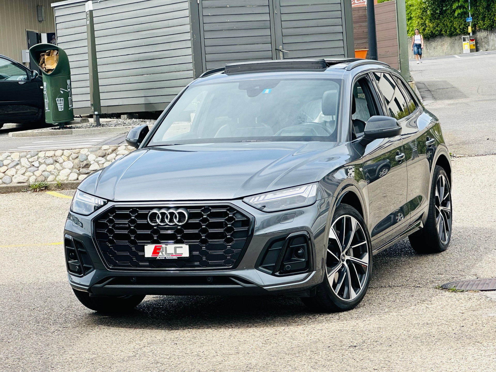 AUDI Q5 55 TFSI e PHEV S line quattro S-tronic-image-9