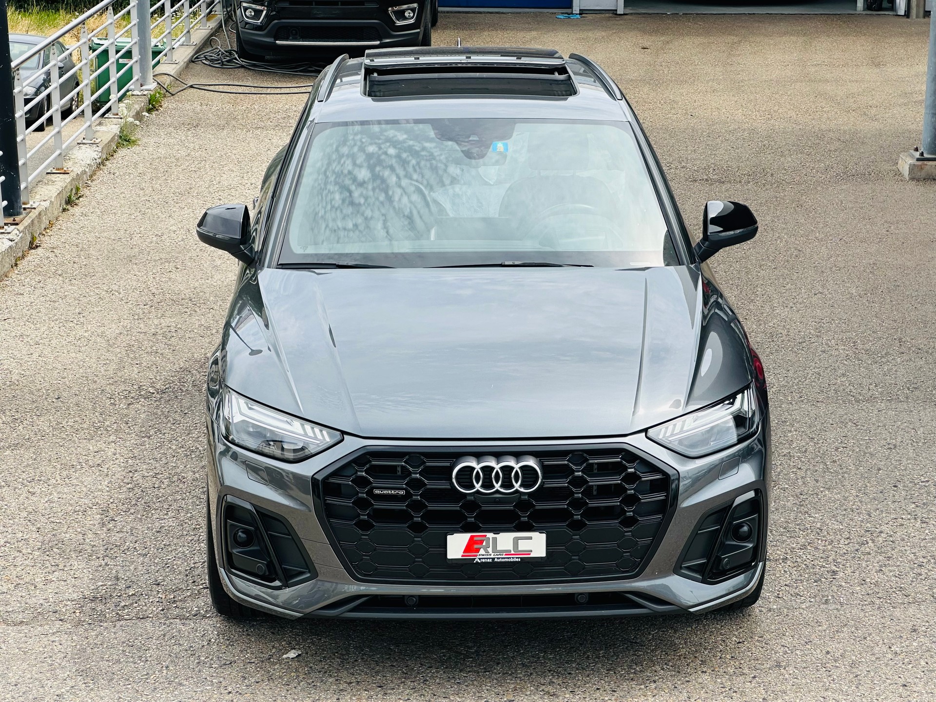 AUDI Q5 55 TFSI e PHEV S line quattro S-tronic-image-12