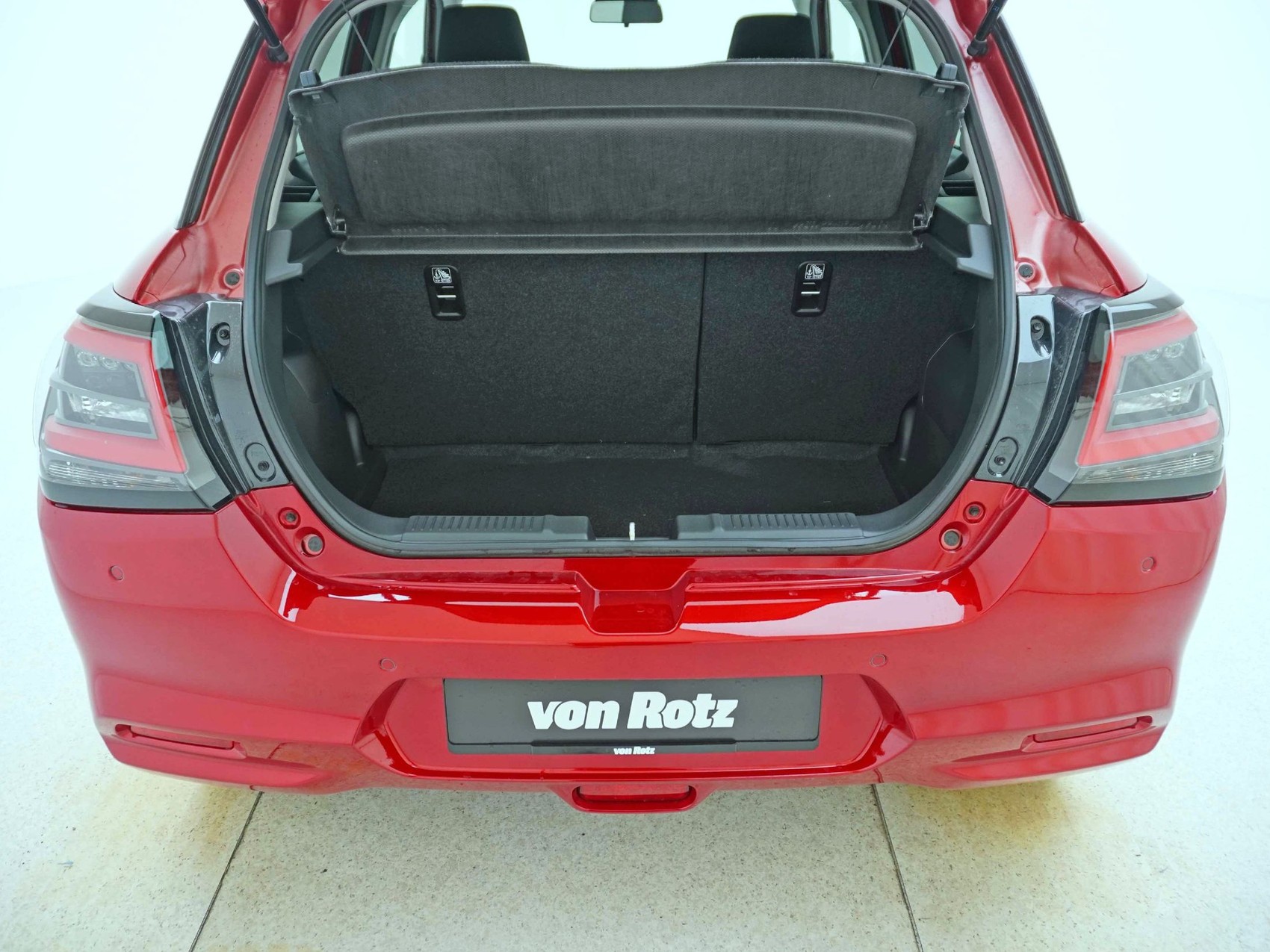 SUZUKI Swift 1.2 Sakura Top Hybrid 4x4-image-18