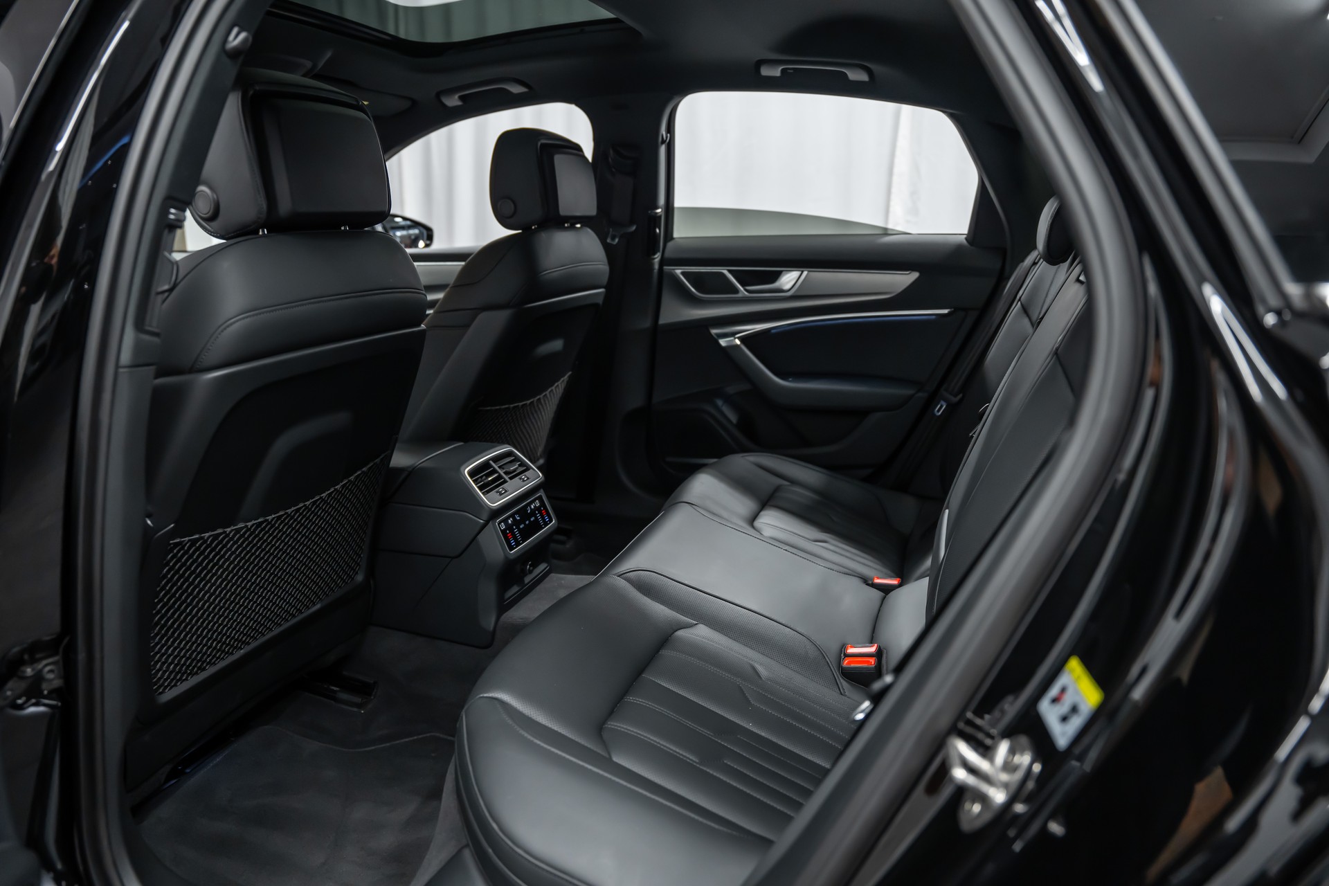 AUDI A6 Limousine 45 TFSI Sport quattro S-tronic *Panorama*Head-Up*Leder*360°*B&O*-image-13