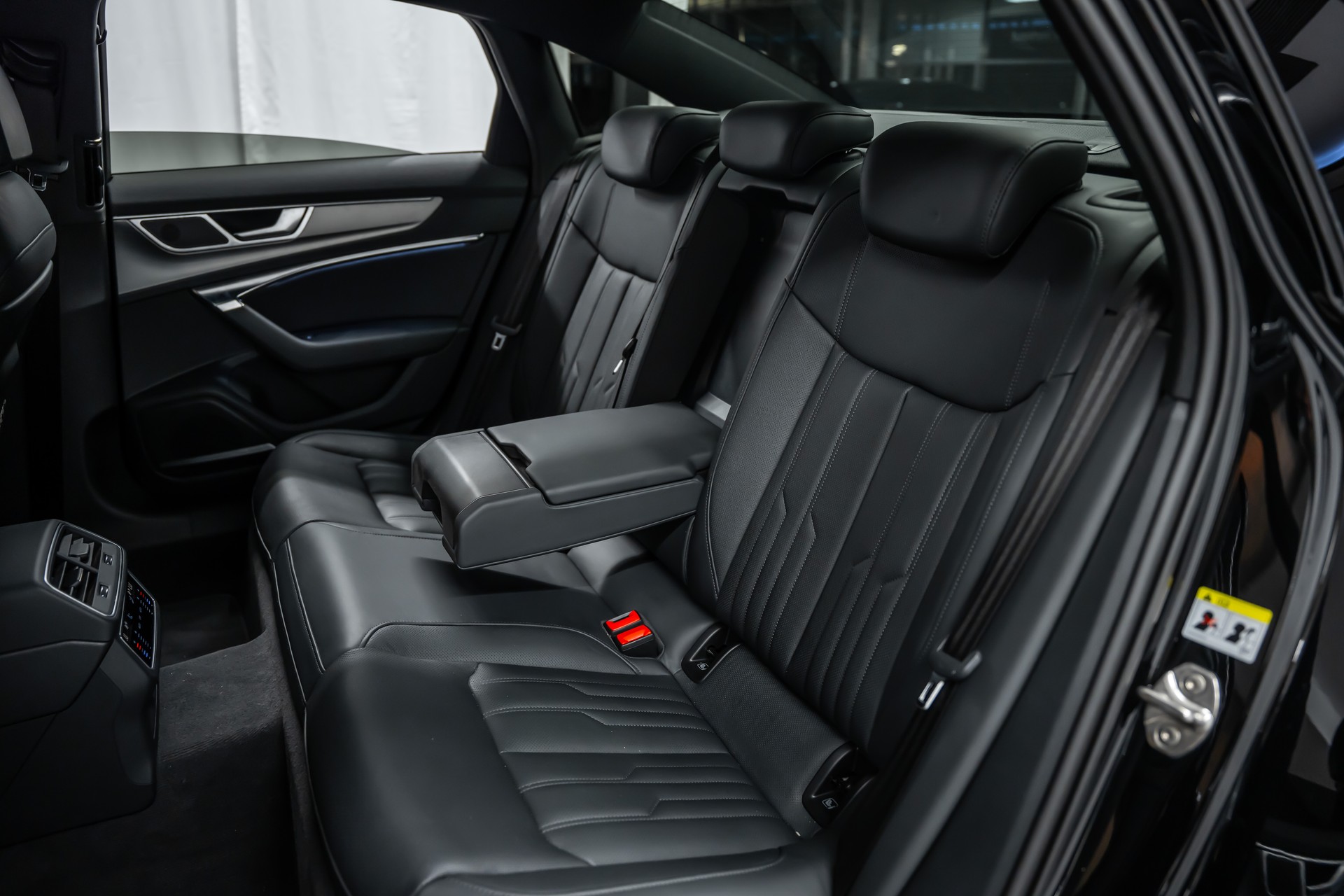 AUDI A6 Limousine 45 TFSI Sport quattro S-tronic *Panorama*Head-Up*Leder*360°*B&O*-image-14