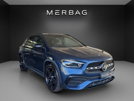 MERCEDES-BENZ GLA 200 AMG Line-image-0