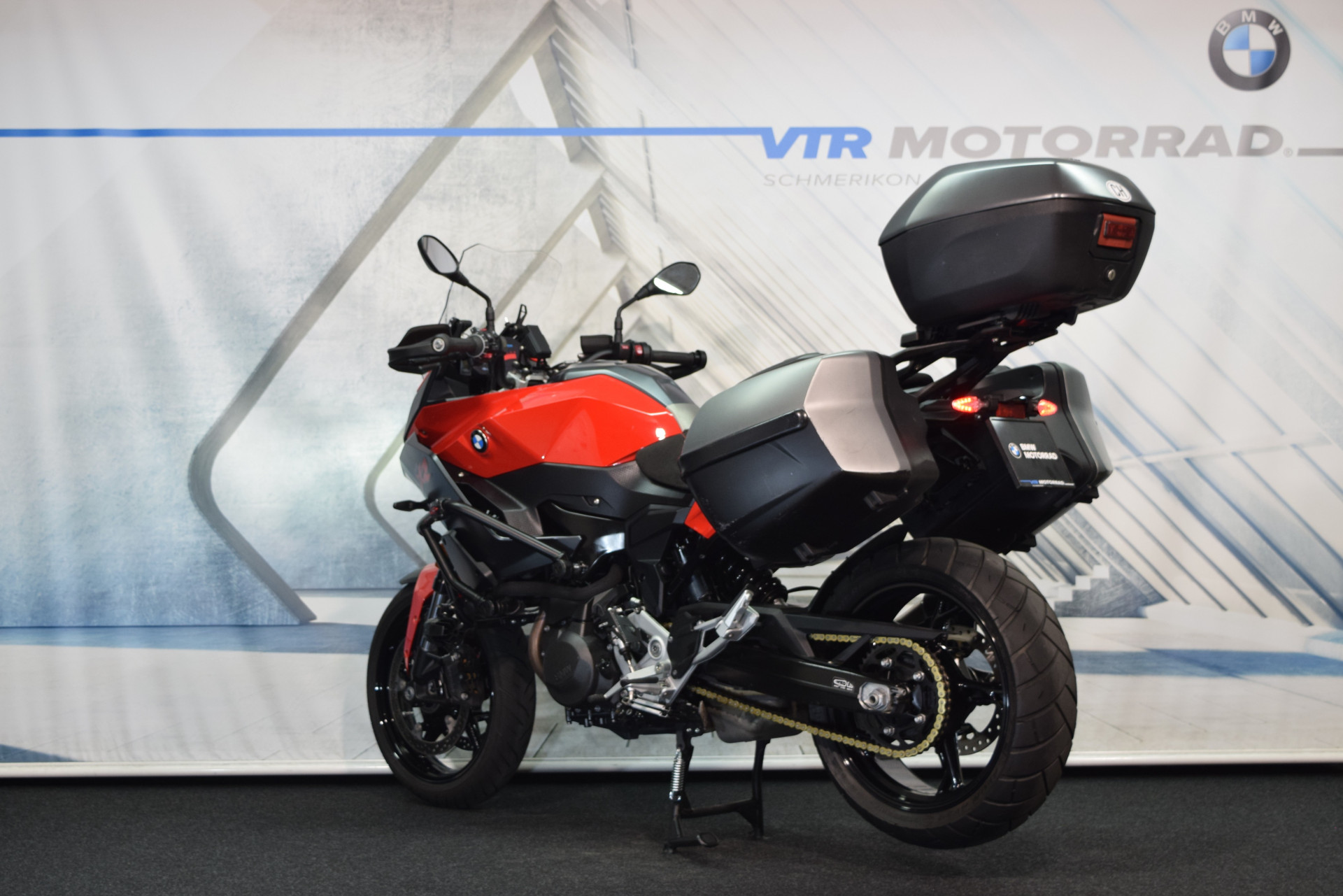 BMW F 900 XR Tieferlegung - Vollausstattung-showroom-element-3