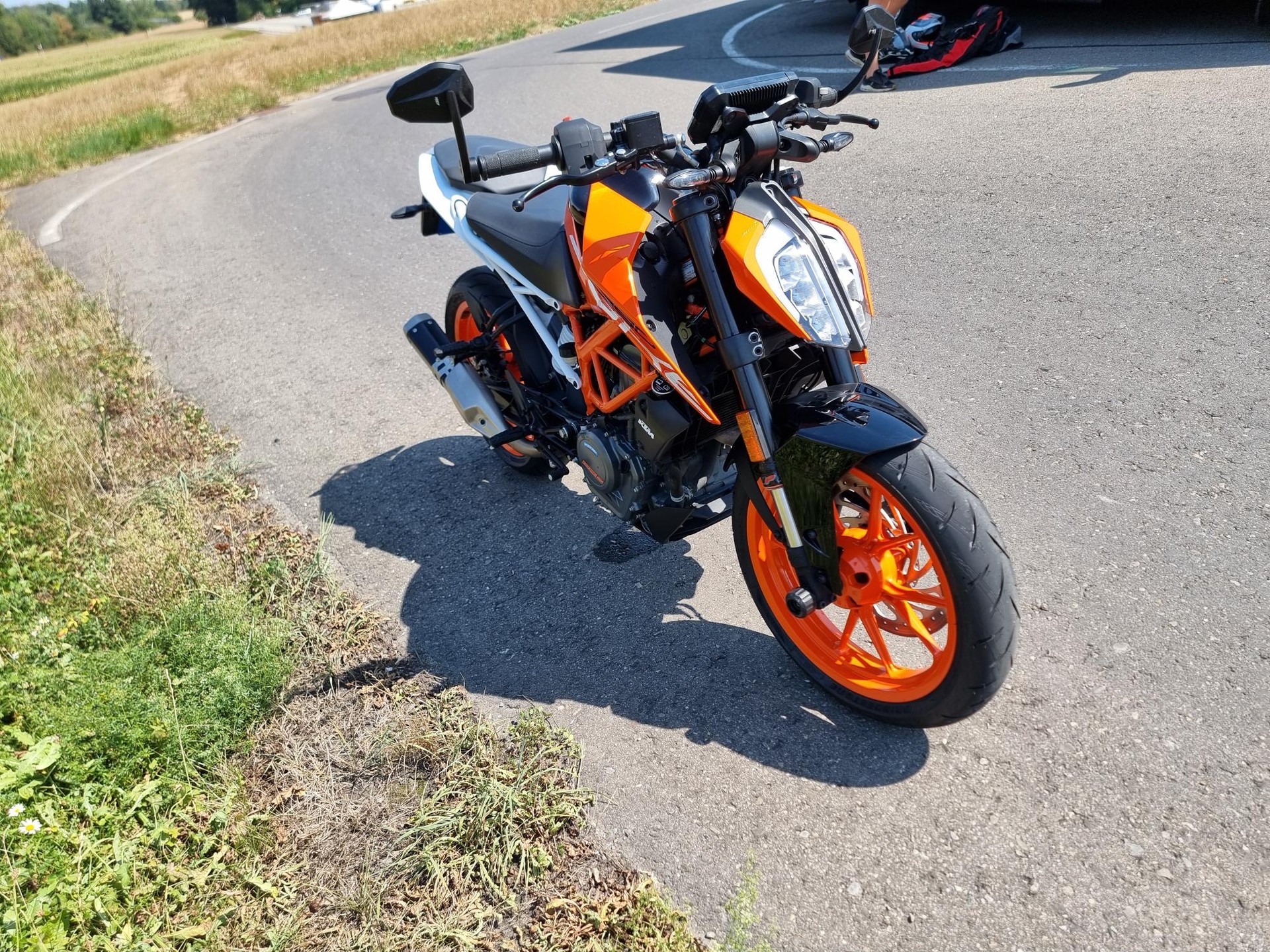 KTM 390 Duke ABS-image-4