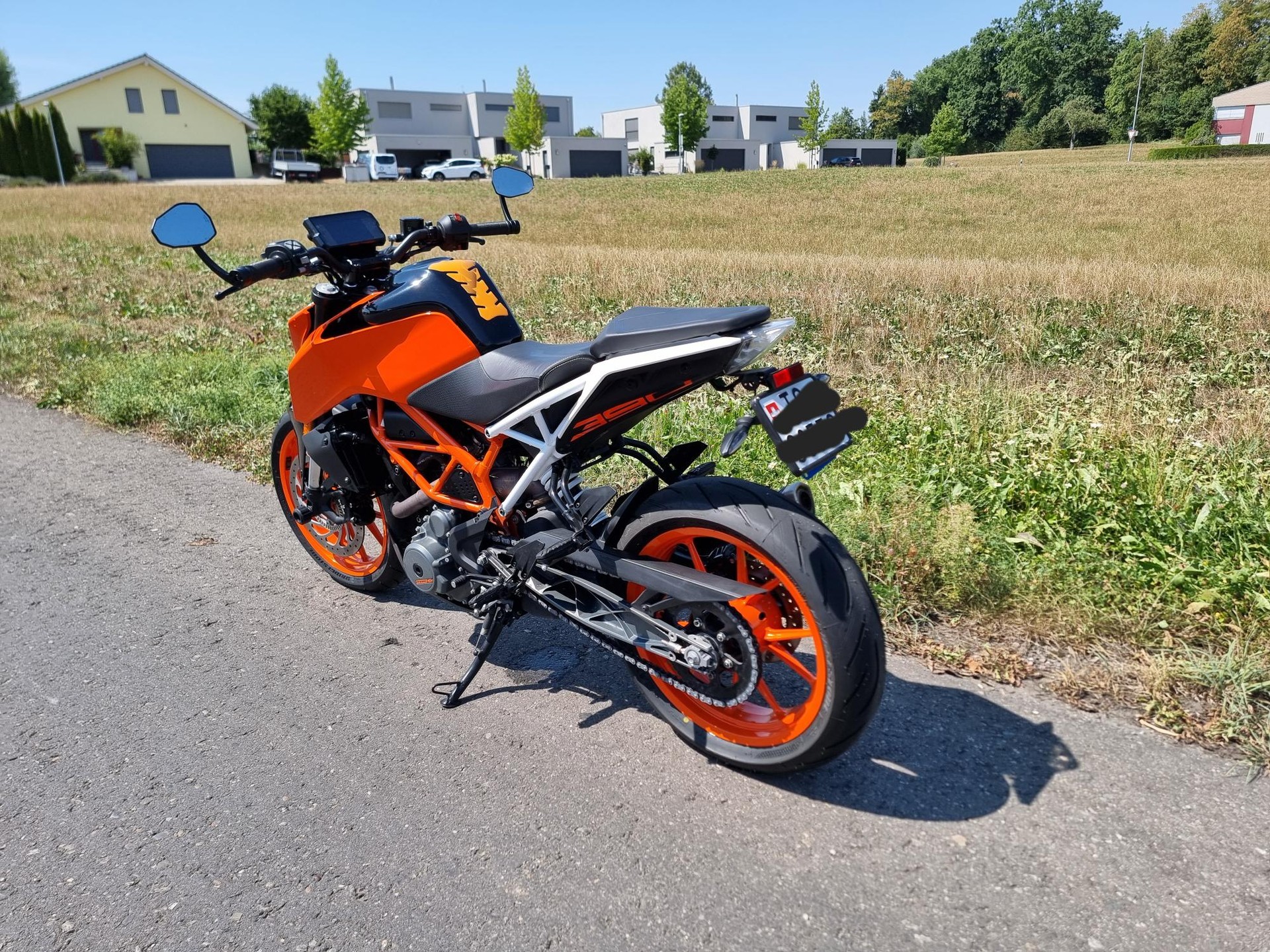 KTM 390 Duke ABS-image-3