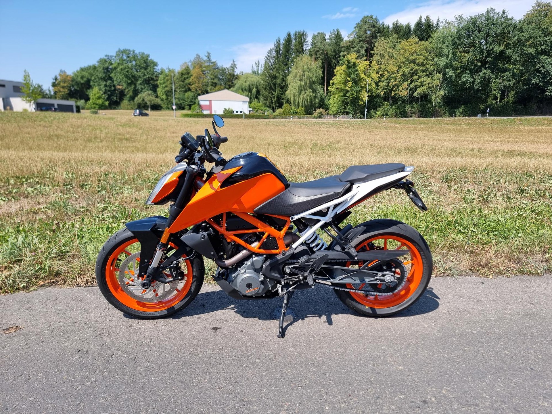 KTM 390 Duke ABS-image-1