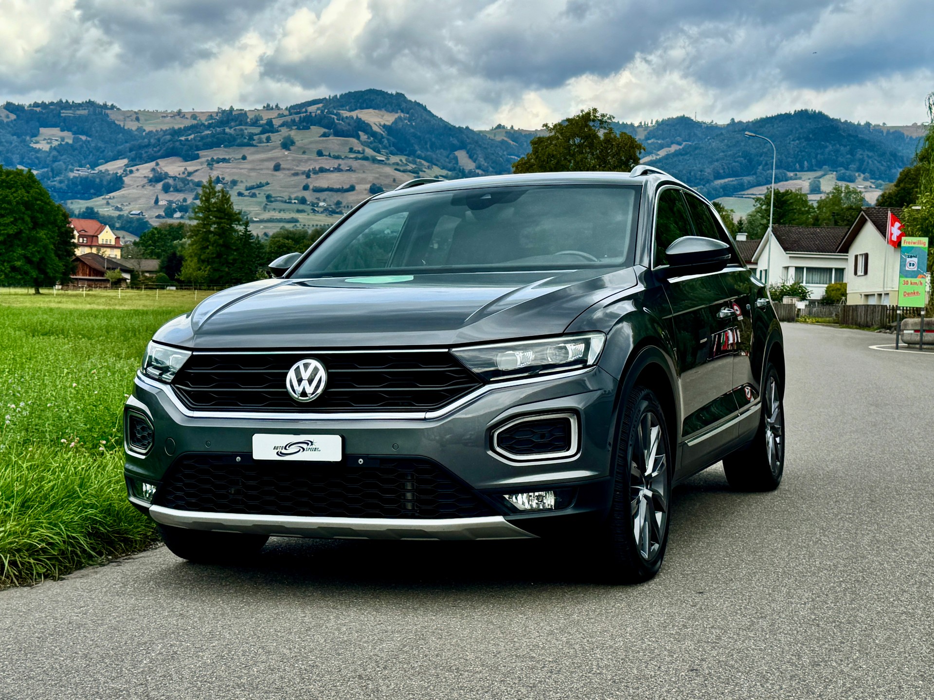 VW T-Roc 2.0 TSI Sport DSG 4Motion-showroom-element-1