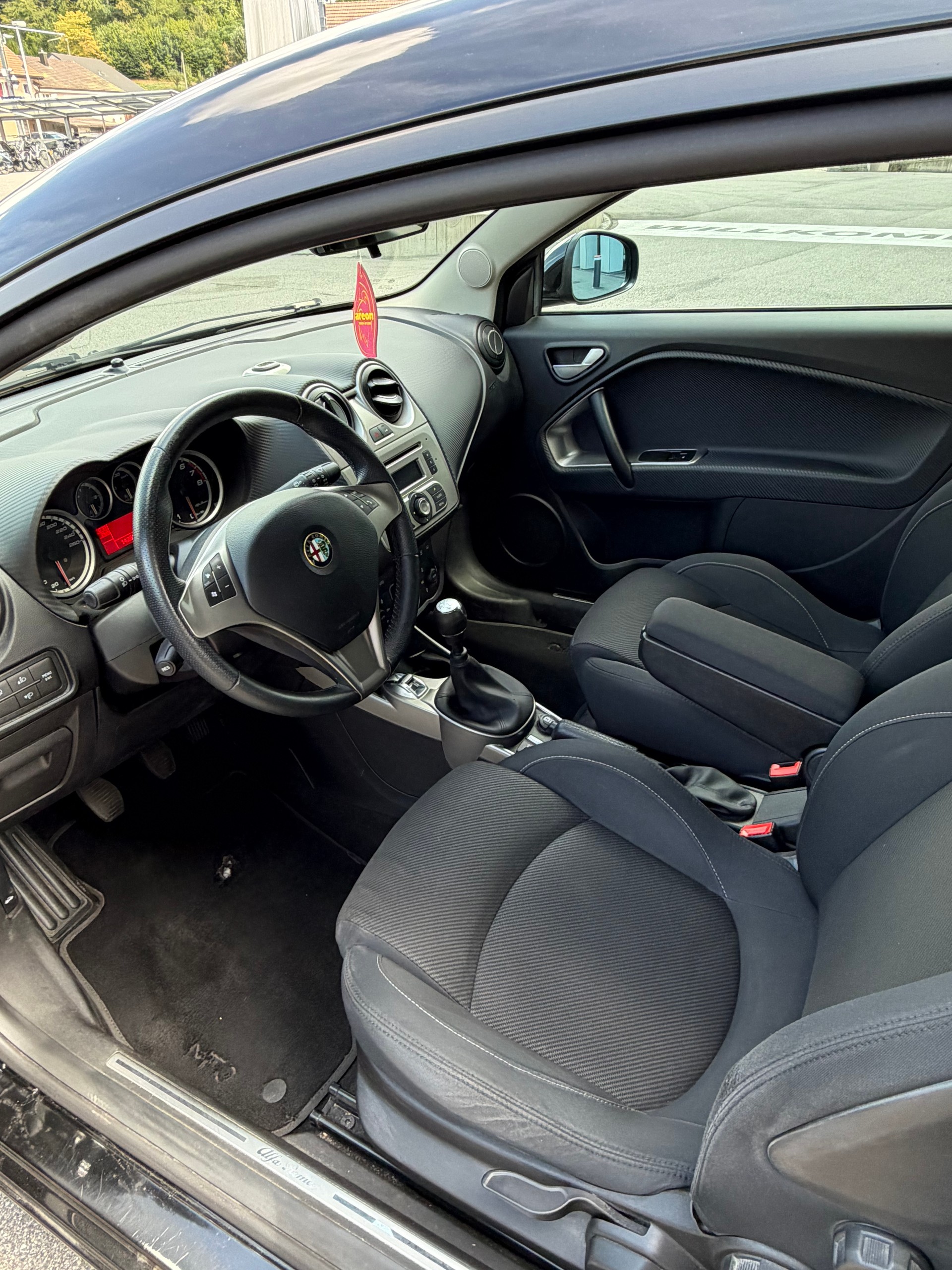 ALFA ROMEO MiTo 1.4 Distinctive-image-8