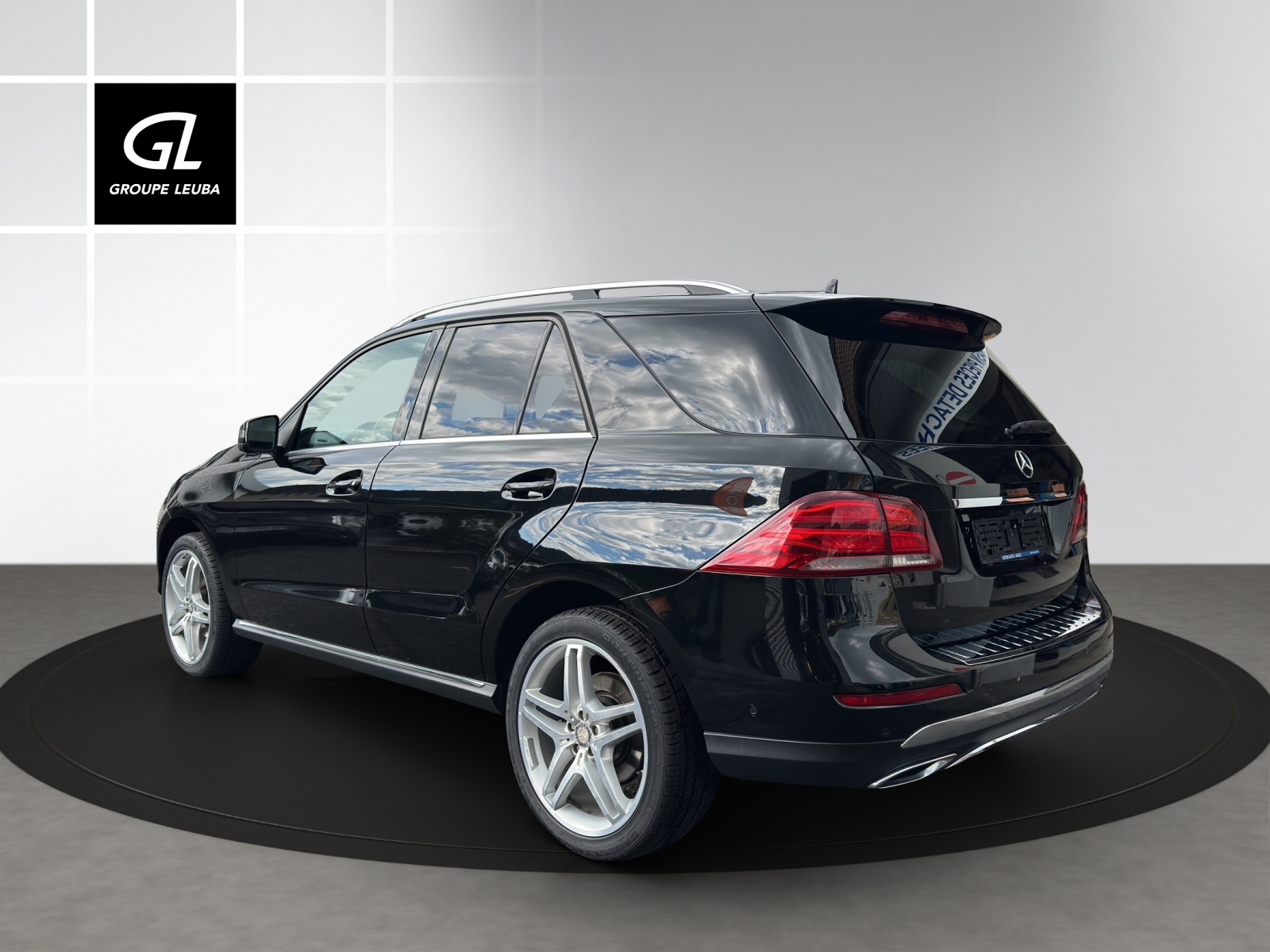 MERCEDES-BENZ GLE 250 d 4Matic-showroom-element-3