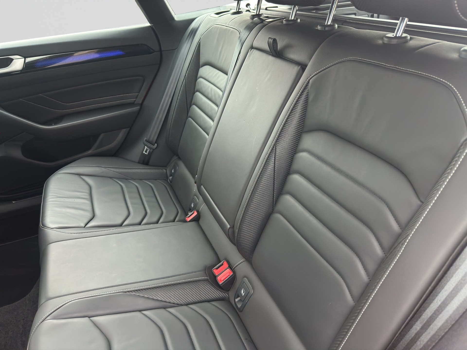VW Arteon SB 2.0 TSI R-Line 4Motion DSG-image-12