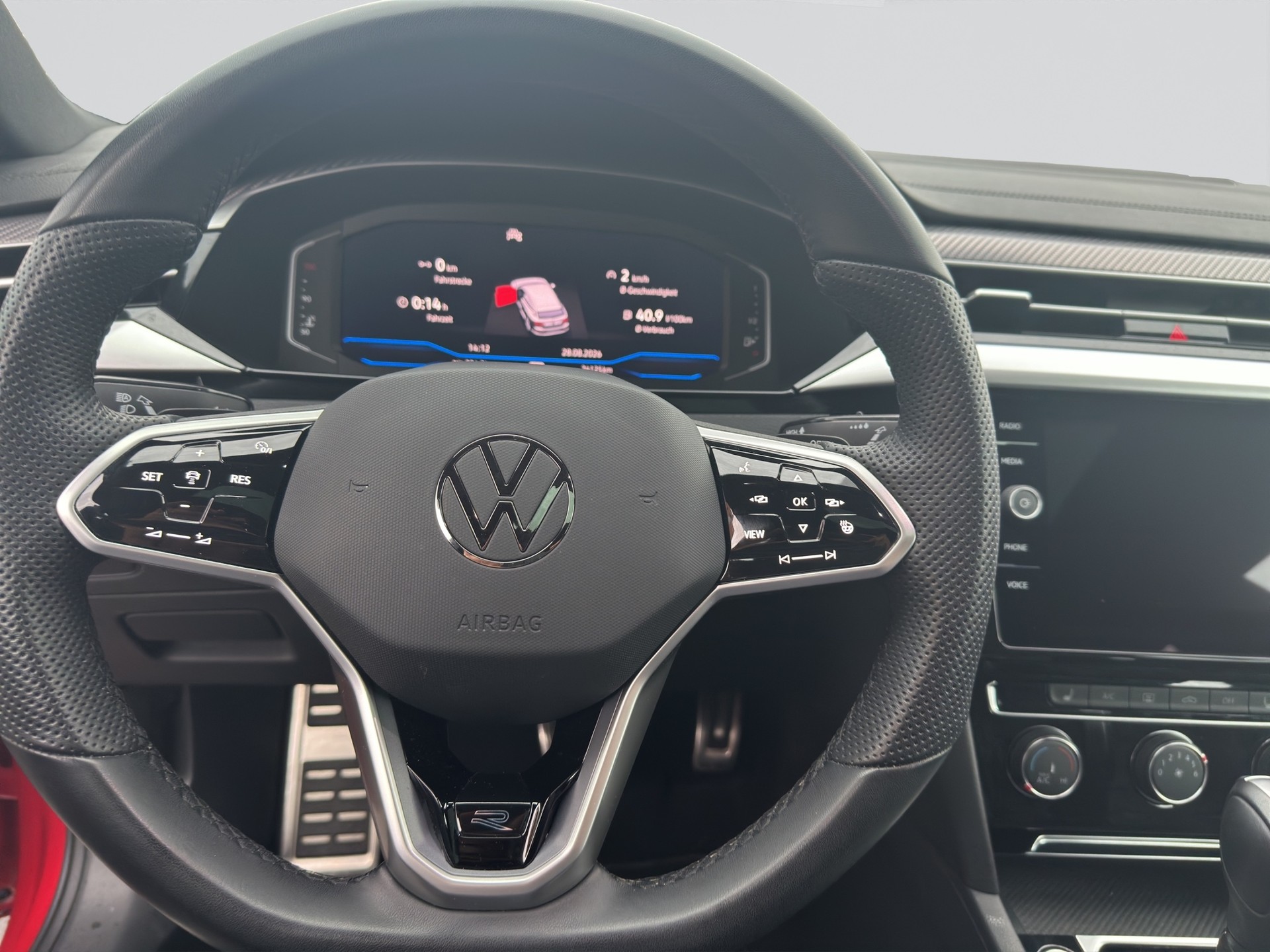 VW Arteon SB 2.0 TSI R-Line 4Motion DSG-showroom-element-3