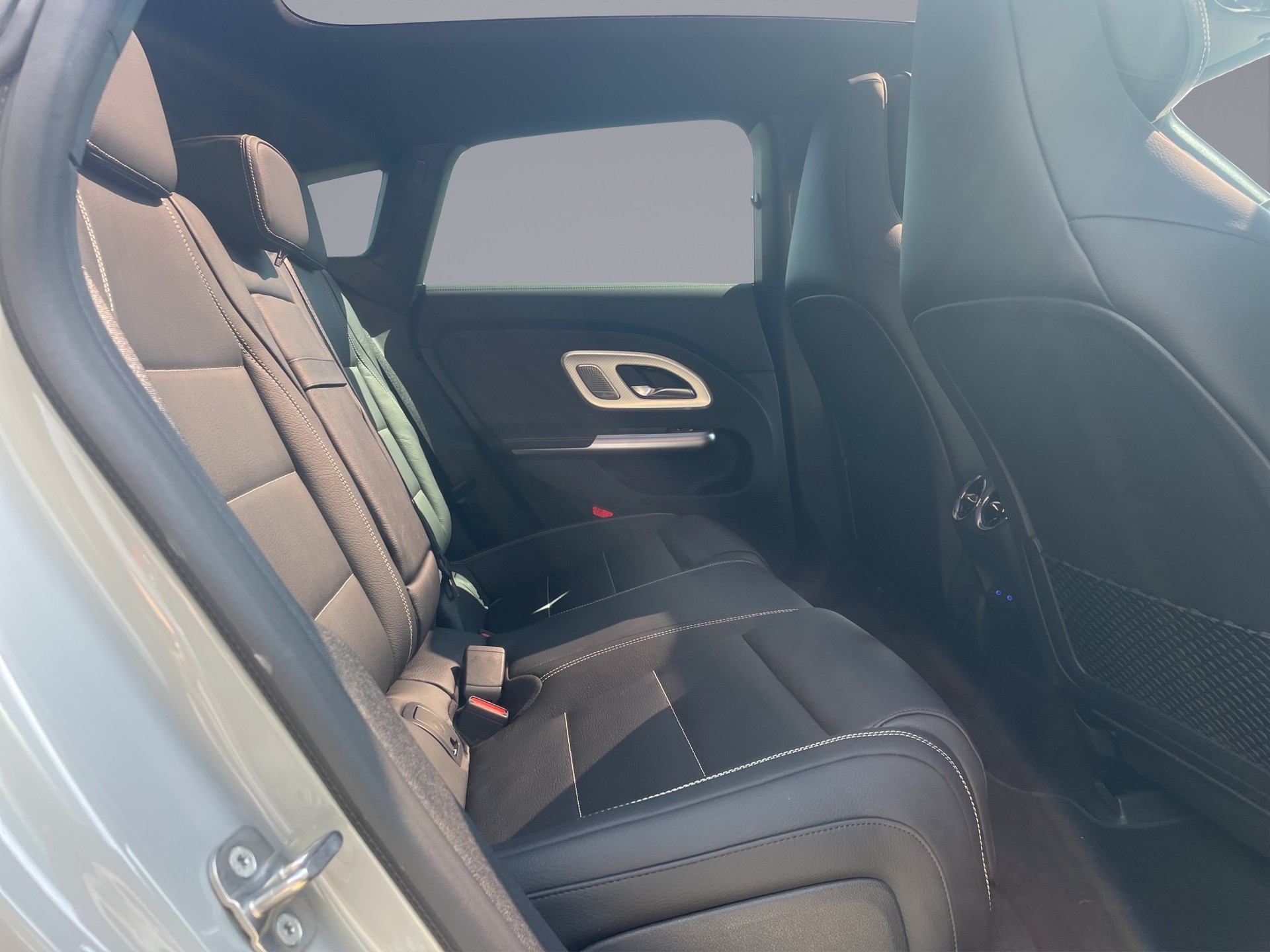 MERCEDES-BENZ CLA-Klasse X174 Shooting Brake CLA 350 4matic-image-16