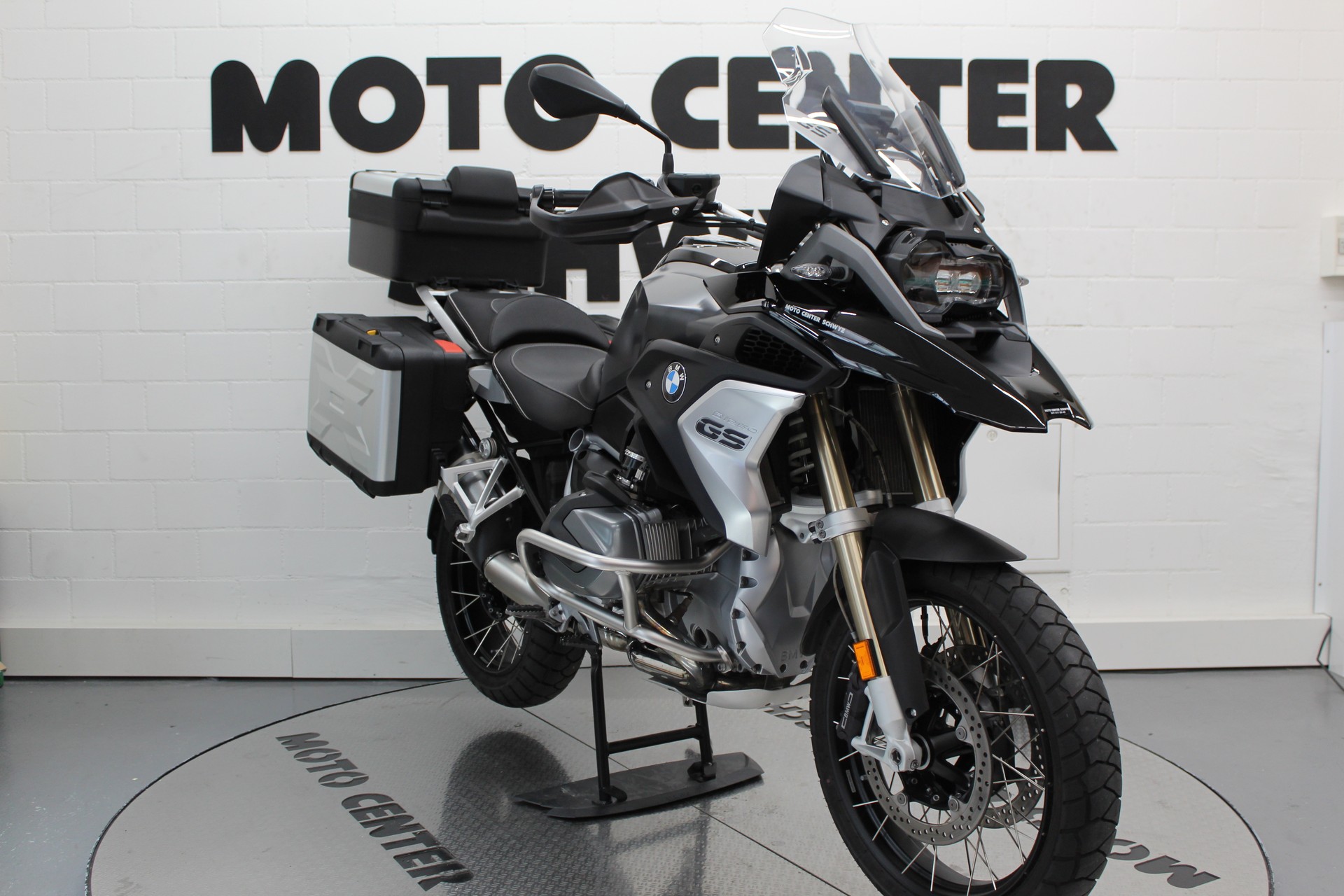 BMW R 1250 GS ABS-showroom-element-2