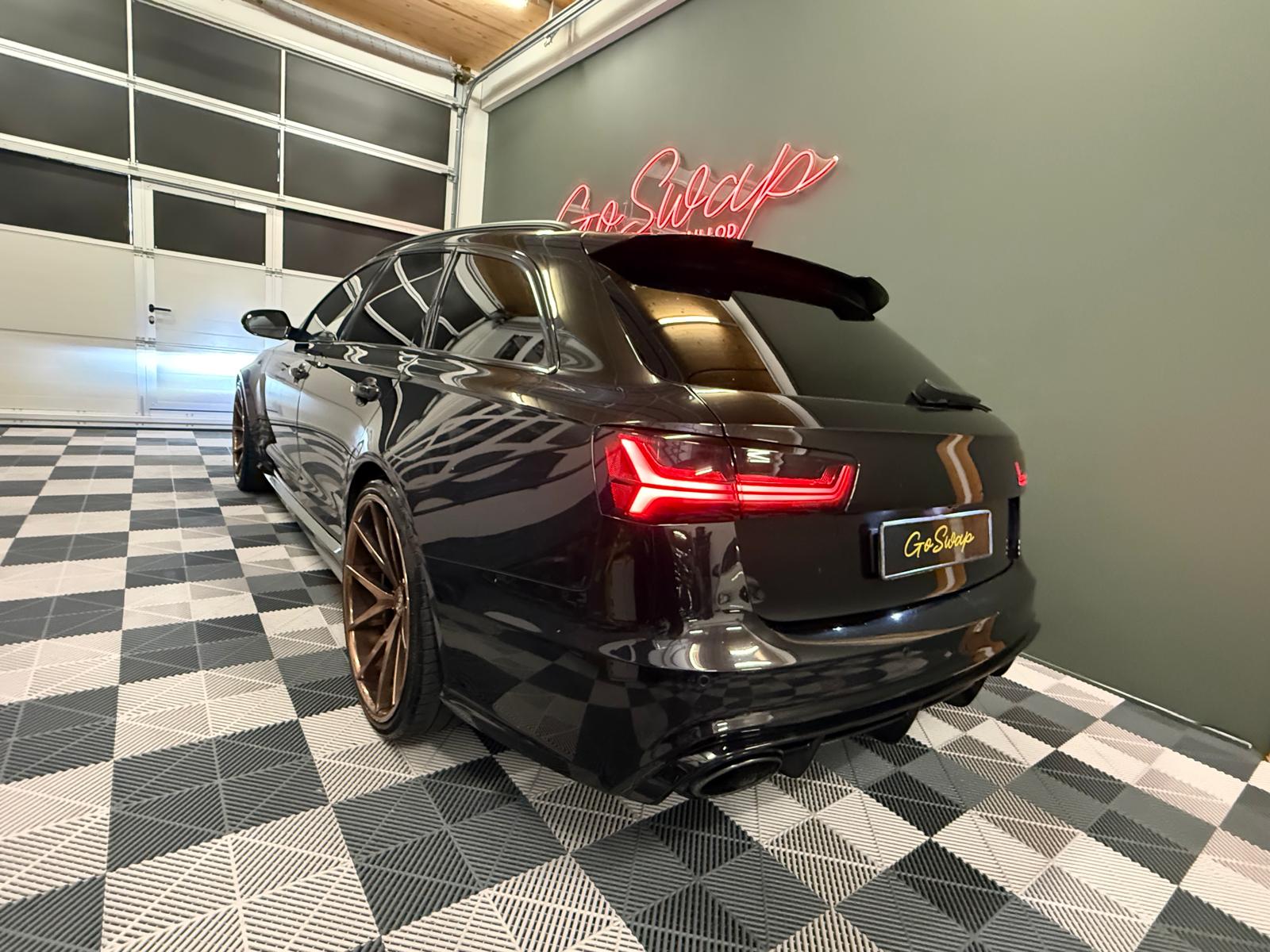 AUDI RS6 Avant 4.0 TFSI V8 performance quattro-showroom-element-3