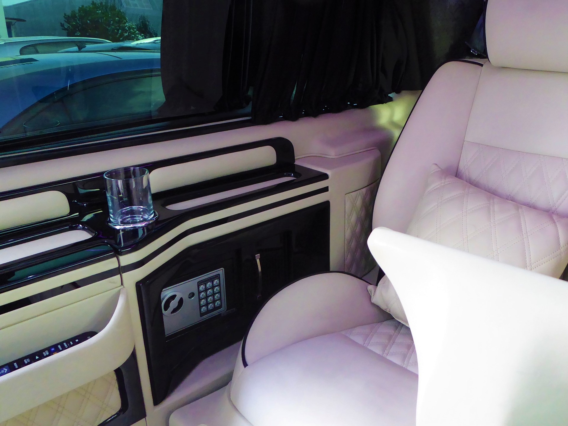 MERCEDES-BENZ Viano 3.0 CDI Blue Efficiency Ambiente Edition L A-image-8