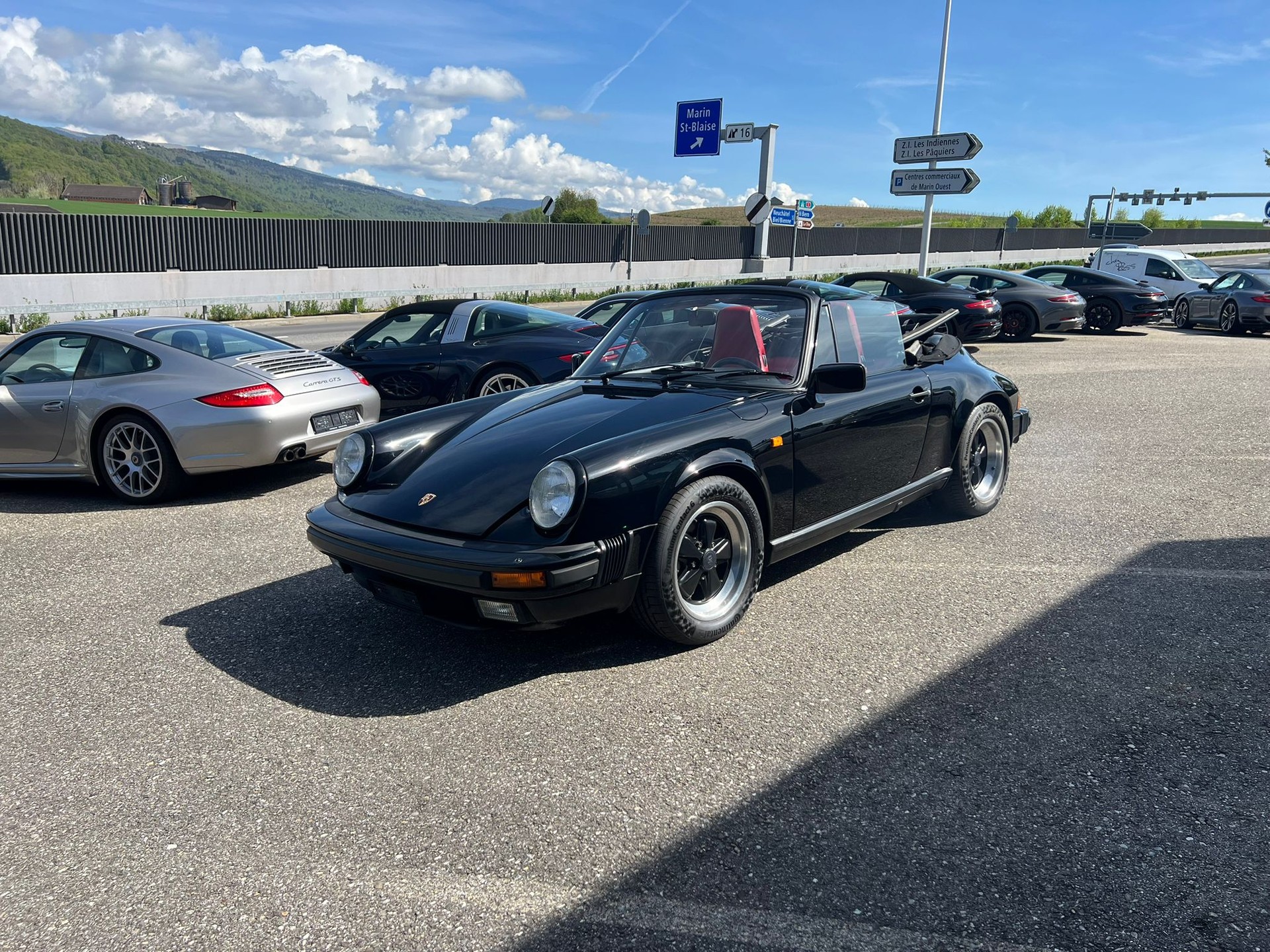 PORSCHE 911 Carrera Cabrio-showroom-element-3