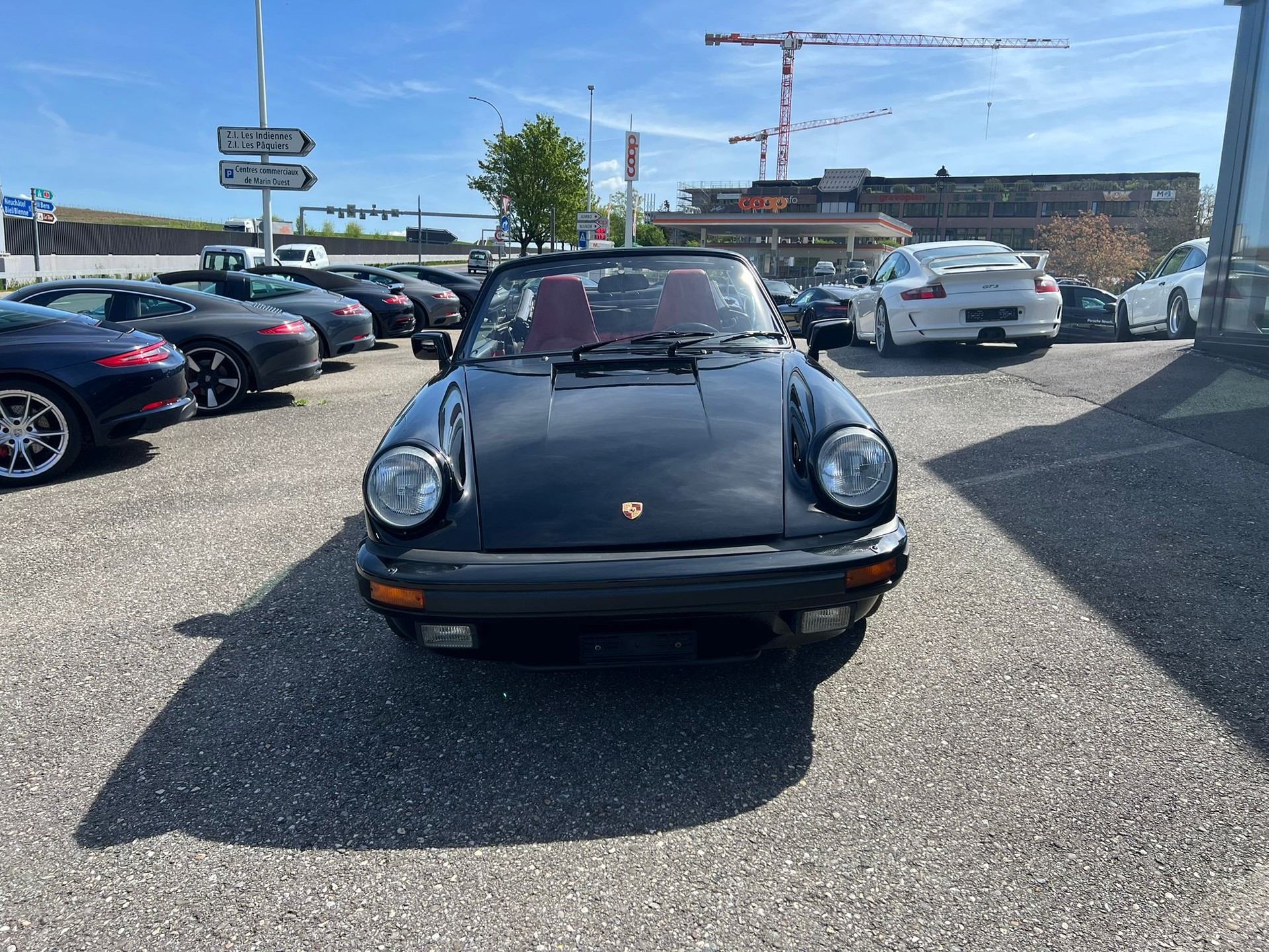 PORSCHE 911 Carrera Cabrio-showroom-element-2