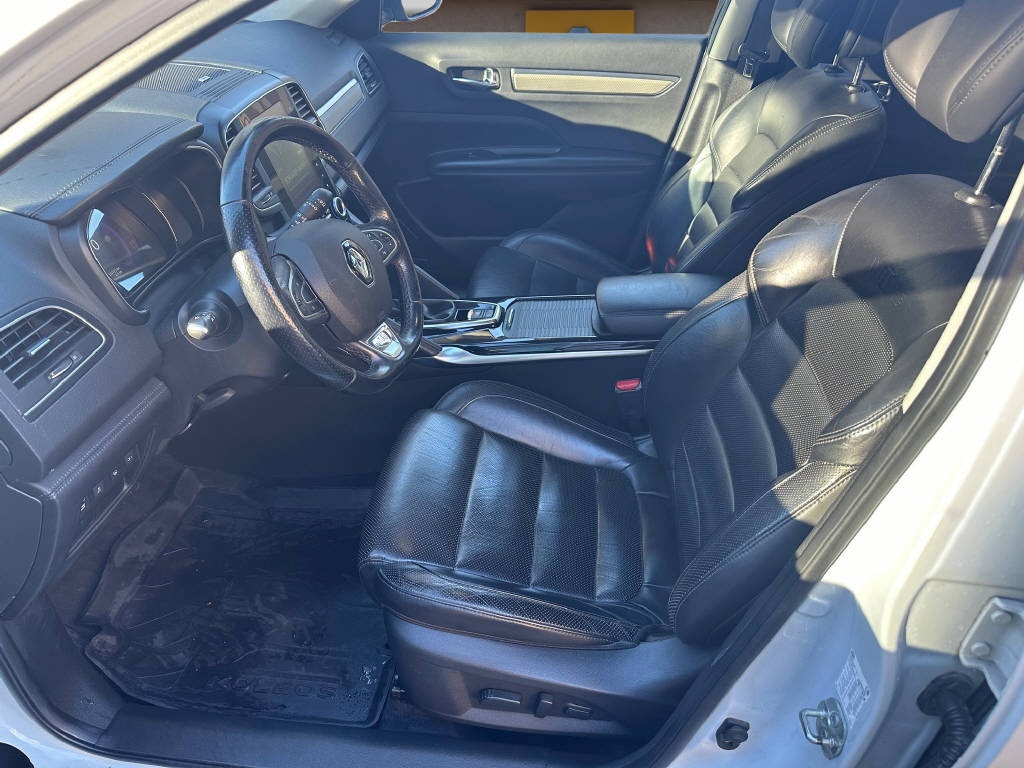 RENAULT Koleos 2.0 dCi Initiale X-Tronic 4WD-image-9