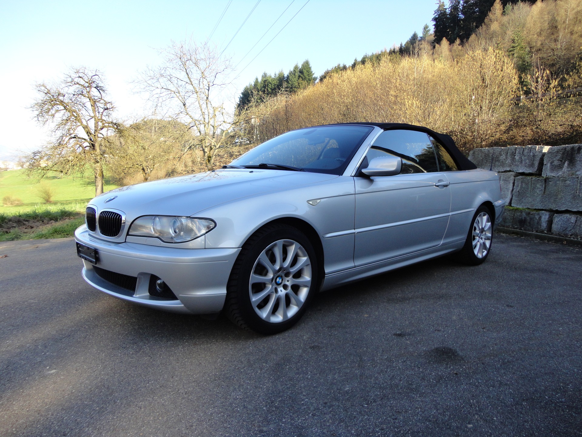 BMW 330Ci Cabriolet-image-5