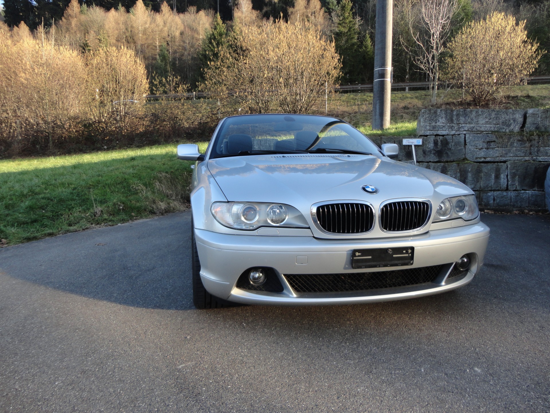 BMW 330Ci Cabriolet-image-3