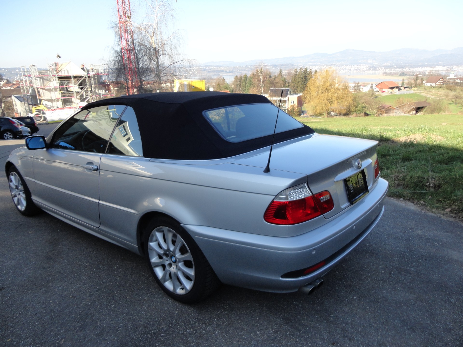 BMW 330Ci Cabriolet-image-6