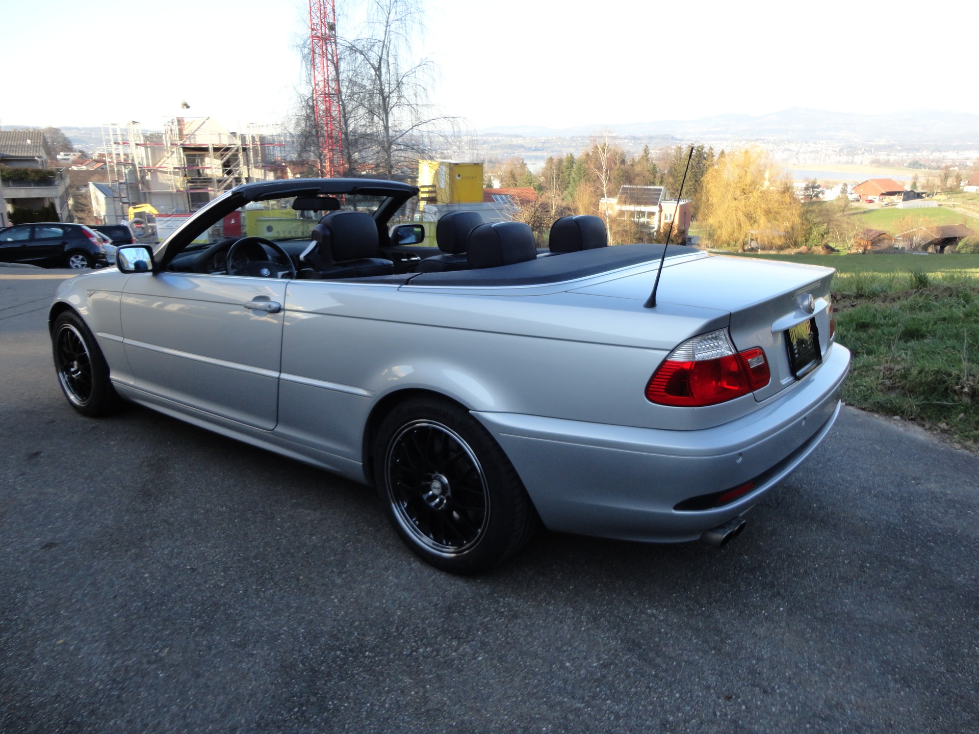 BMW 330Ci Cabriolet-image-2