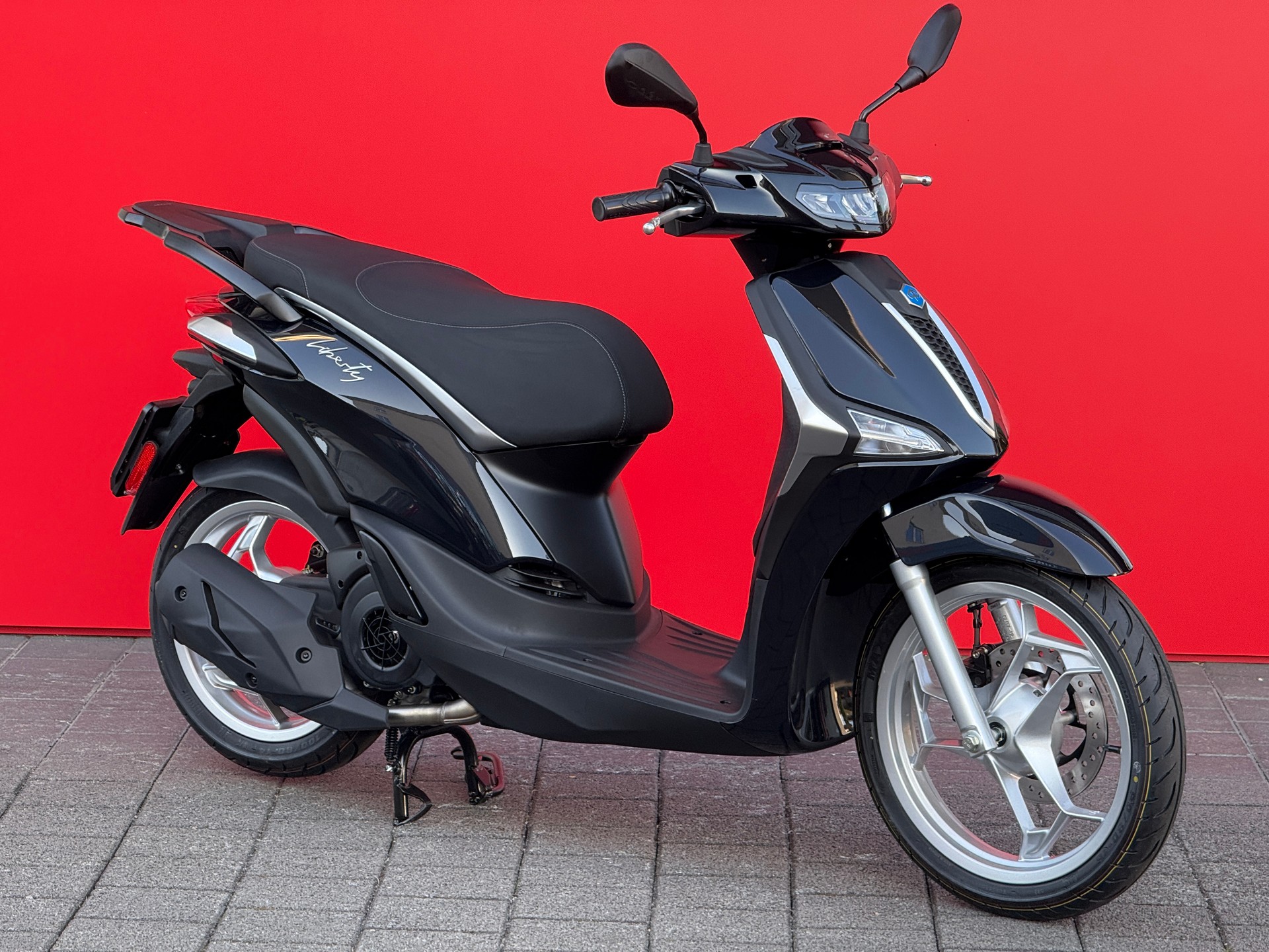 PIAGGIO Liberty 125 E5+-image-1