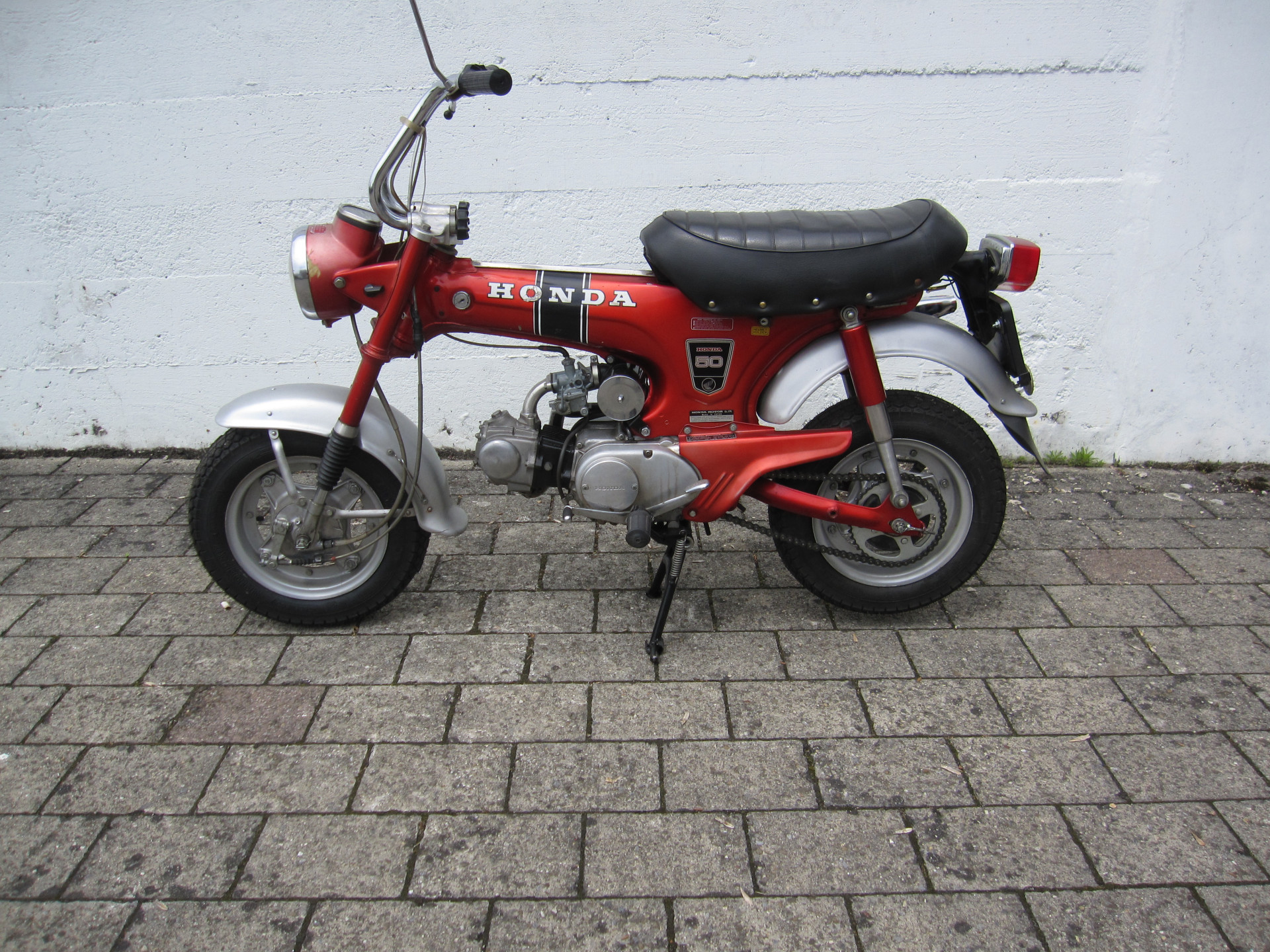 HONDA Dax ST 50-image-1