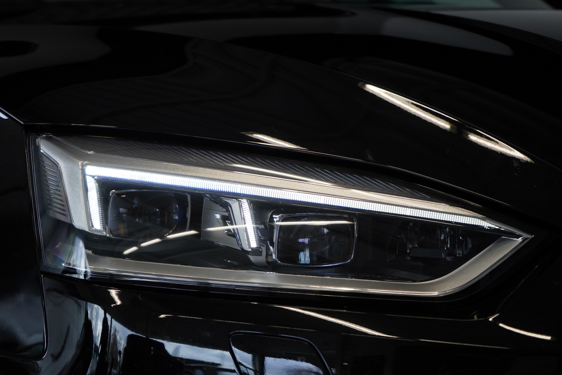 AUDI S5 Cabriolet 3.0 TFSI quattro tiptronic-showroom-element-3