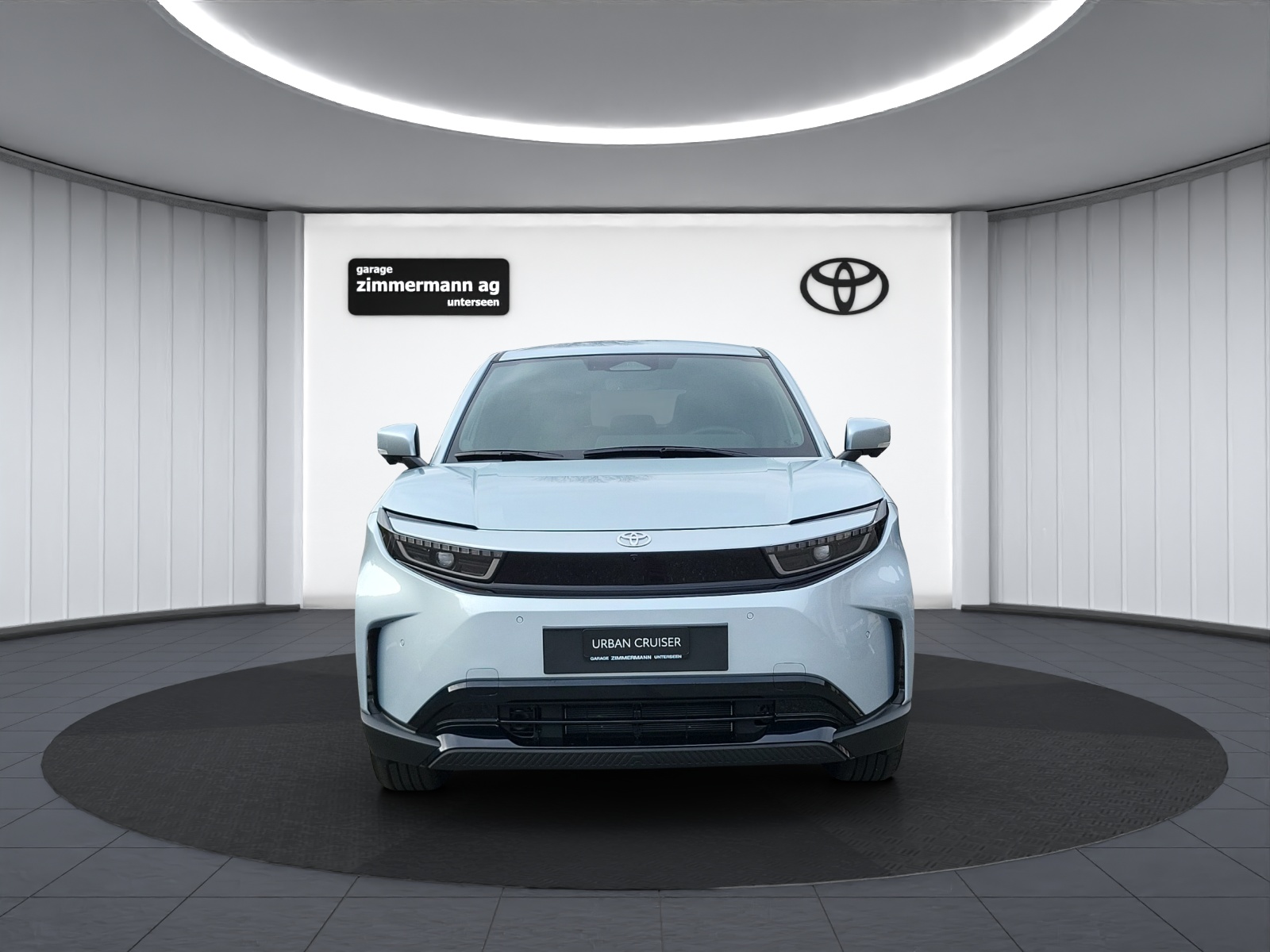 TOYOTA Urban Cruiser Premium AWD-showroom-element-1