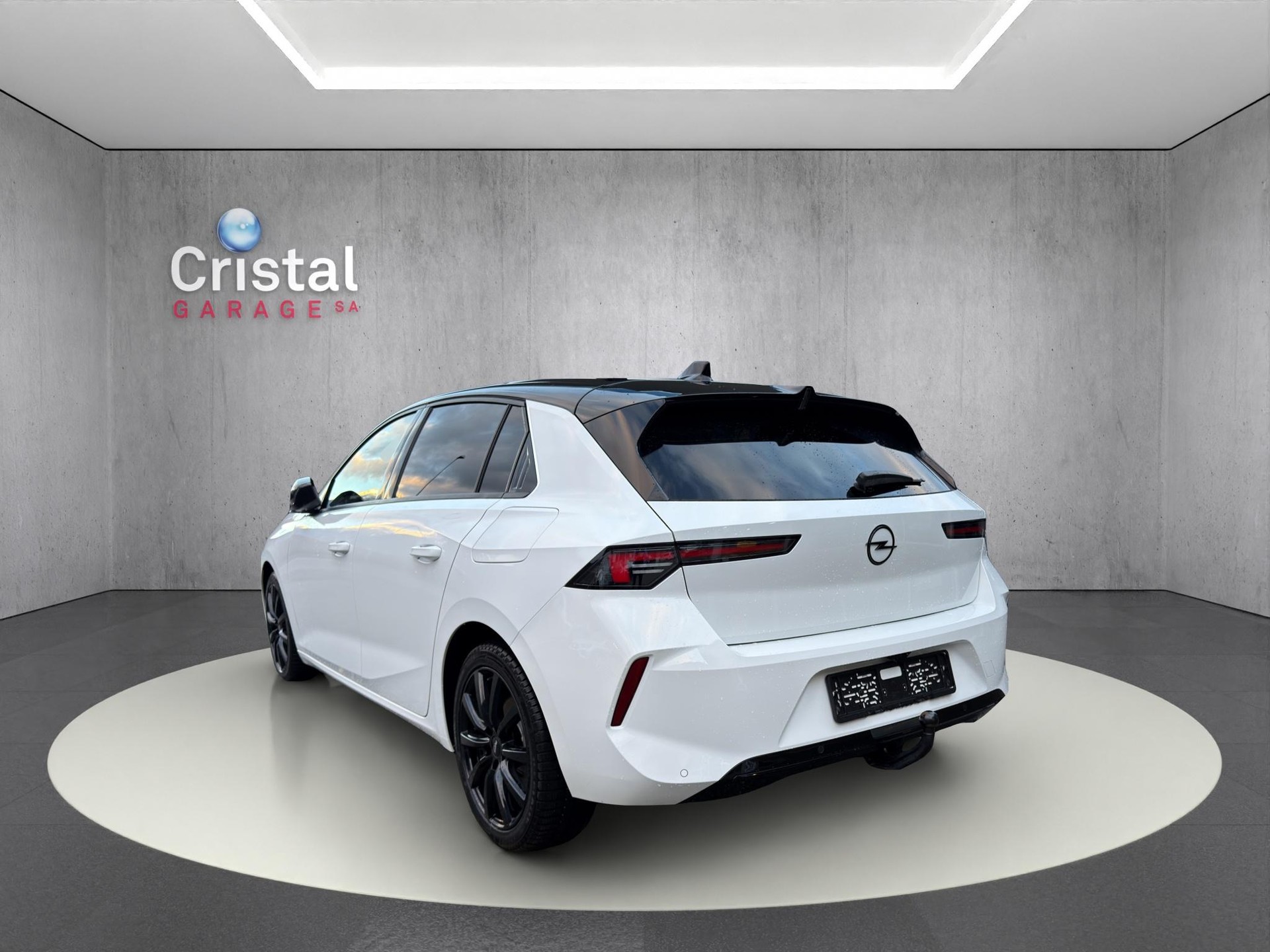 OPEL Astra 1.6 T PHEV 180 Ultimate-showroom-element-3