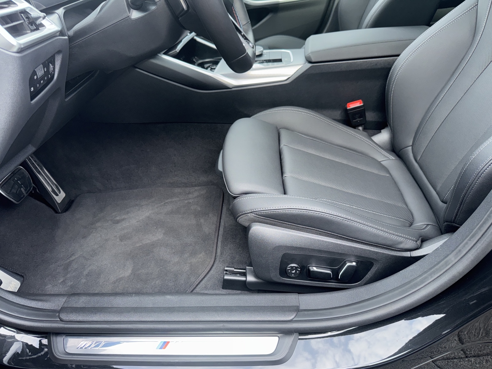 BMW M340i xDrive 48V Touring Steptronic M Sport Pro-image-18