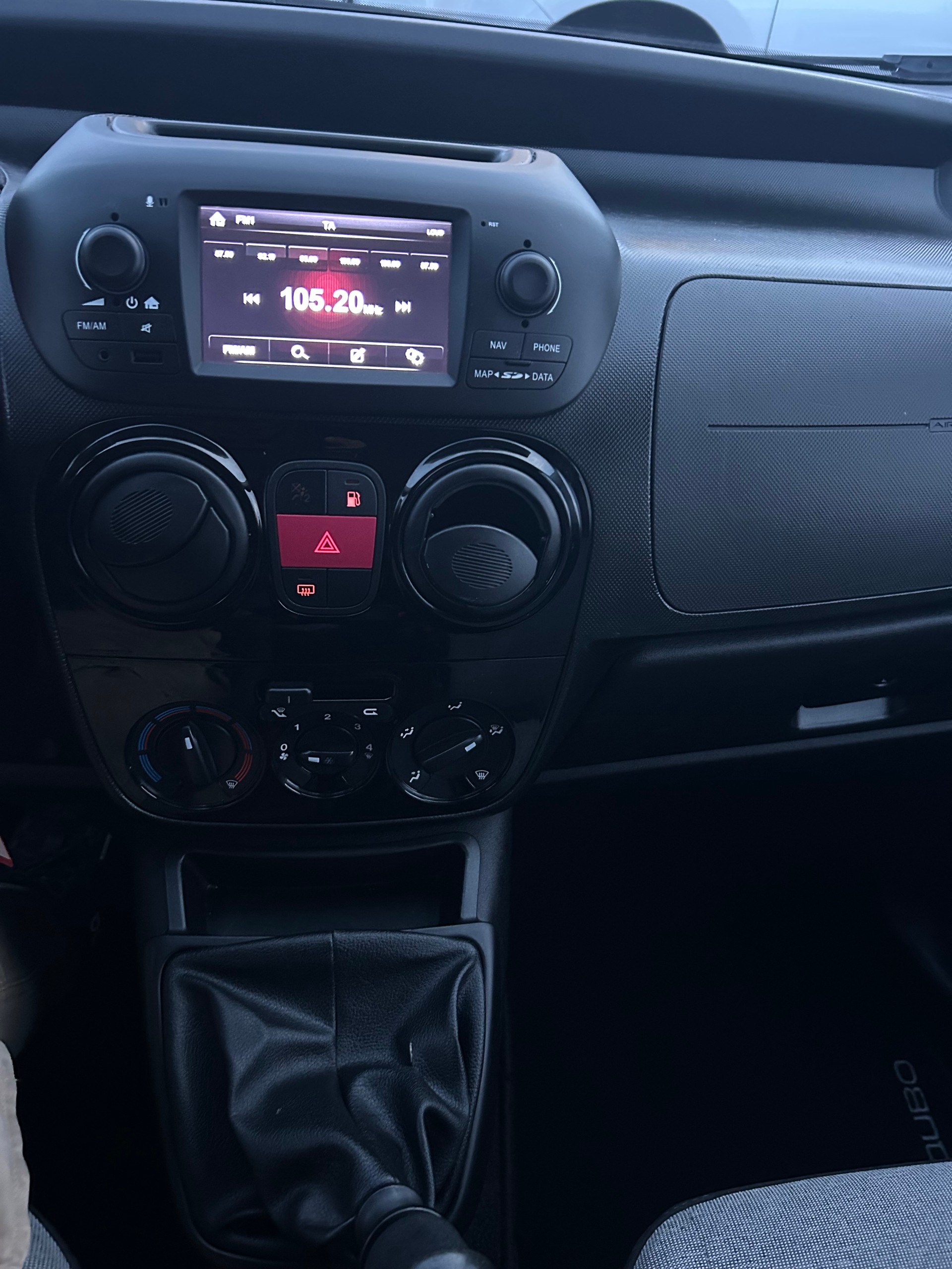 FIAT Qubo 1.4 Natural Power Lounge-image-12