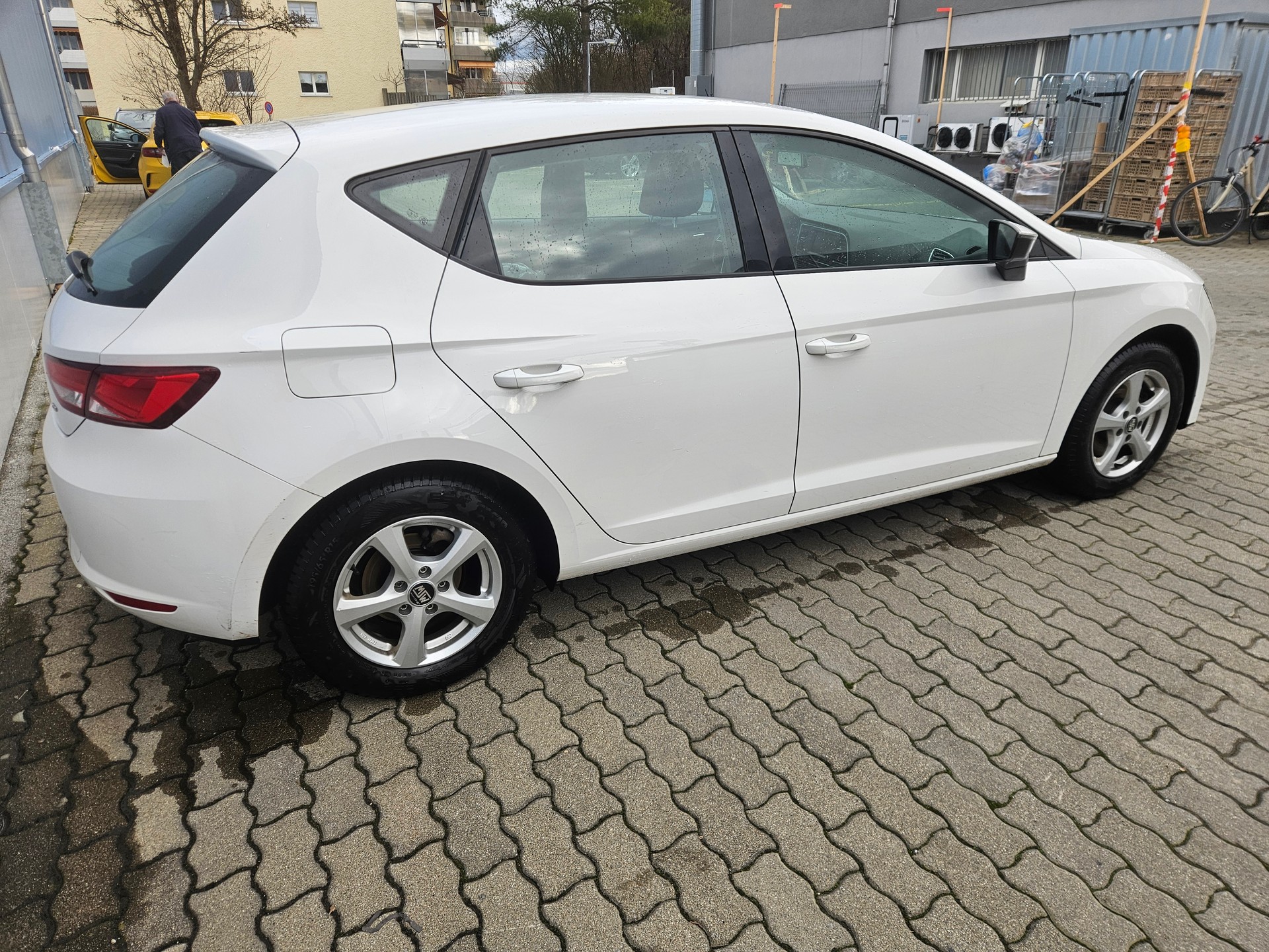 SEAT Leon 1.2 TSI Reference-image-5