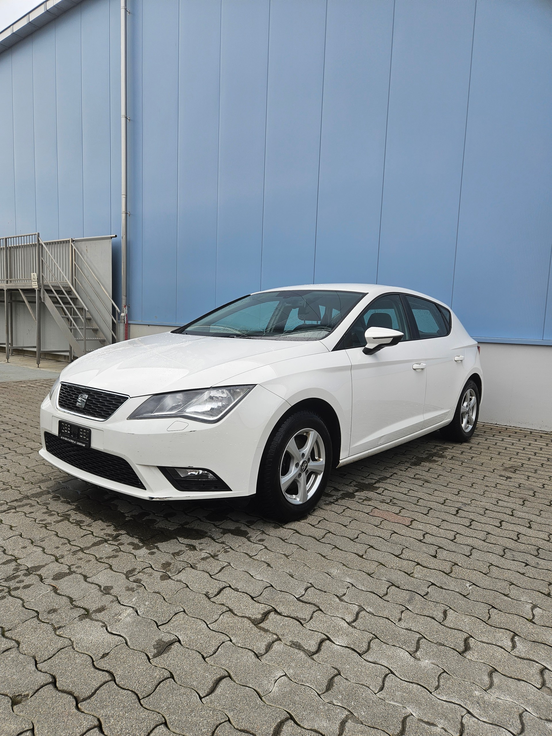 SEAT Leon 1.2 TSI Reference-image-1