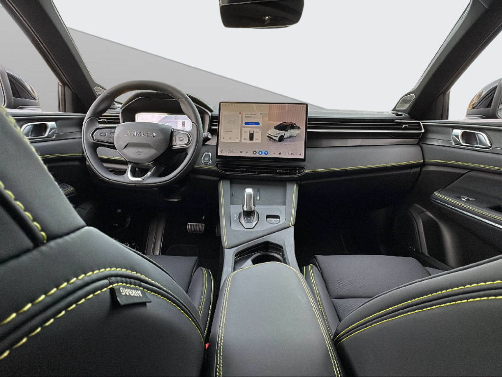 LYNK & CO 01 1.5 PHEV More-image-8