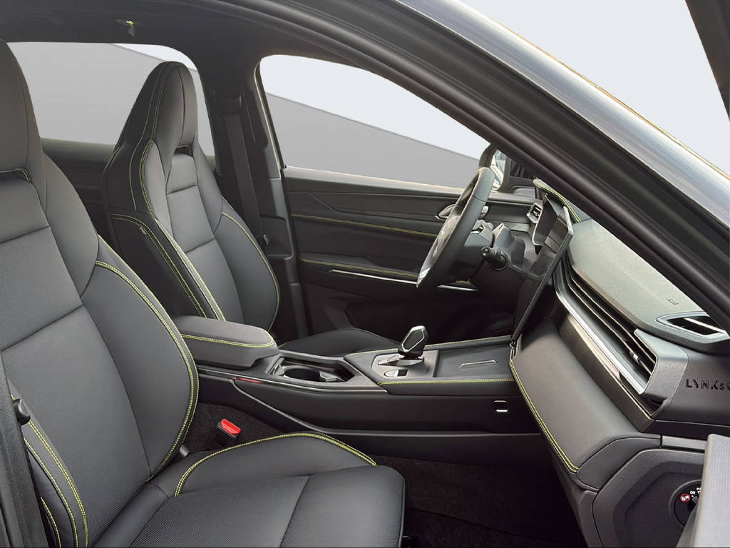 LYNK & CO 01 1.5 PHEV More-image-6