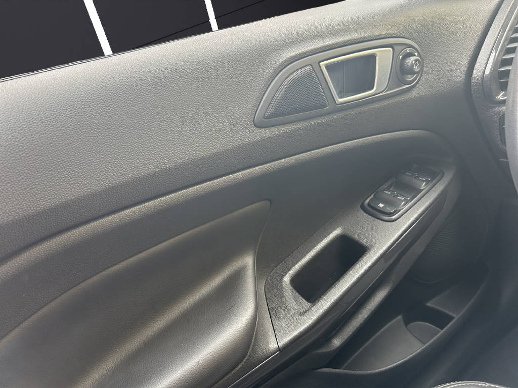 FORD EcoSport 1.5 Titanium FPS-image-14