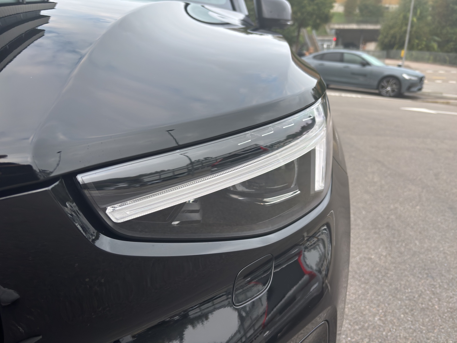 VOLVO EX40 Twin Black Edition AWD-image-13