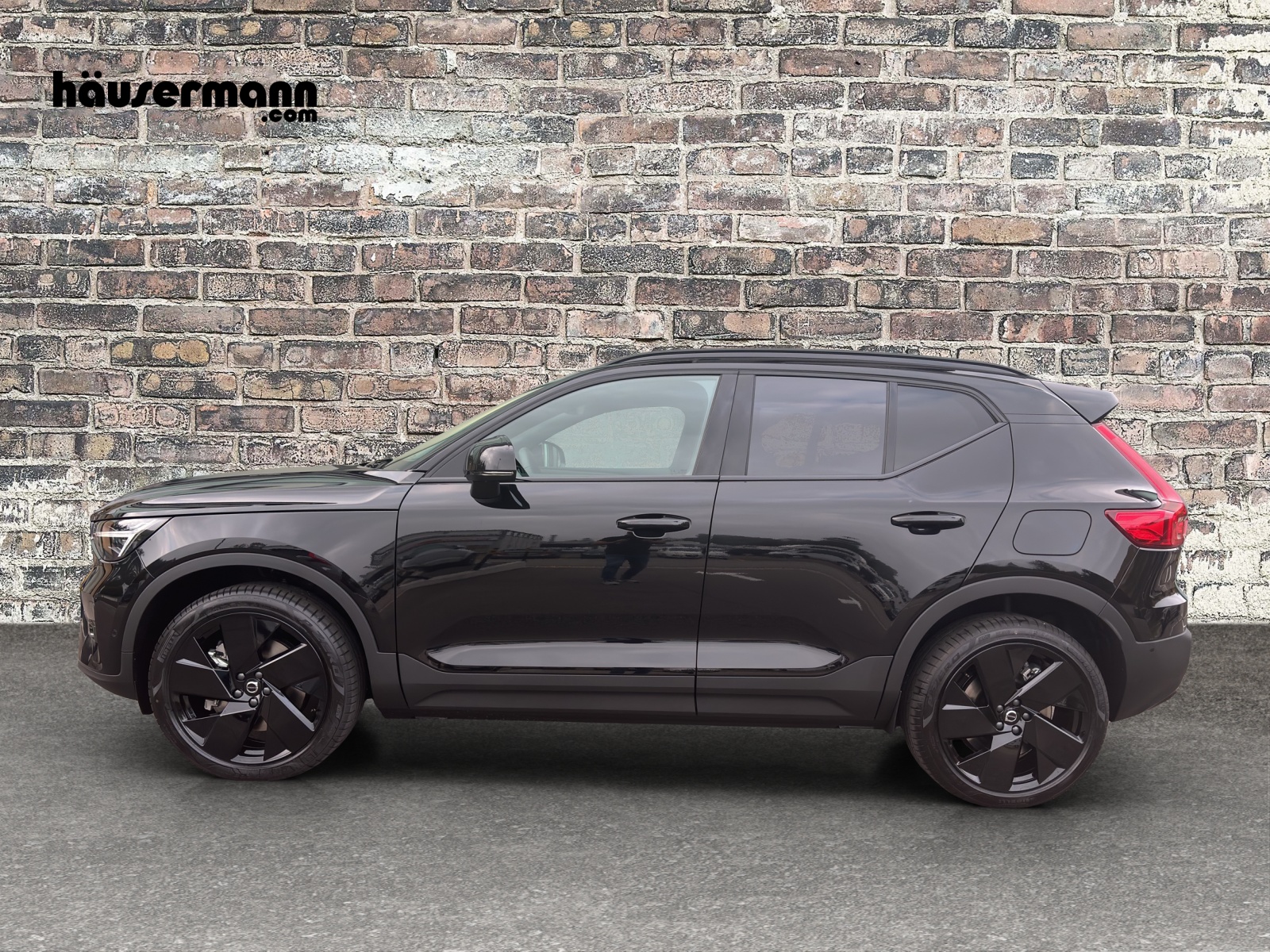 VOLVO EX40 Twin Black Edition AWD-showroom-element-1