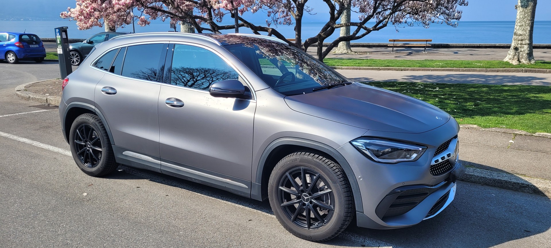 MERCEDES-BENZ GLA 250 4Matic AMG Line 8G-DCT-image-1