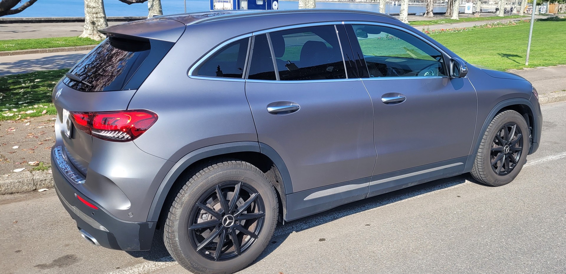 MERCEDES-BENZ GLA 250 4Matic AMG Line 8G-DCT-image-6