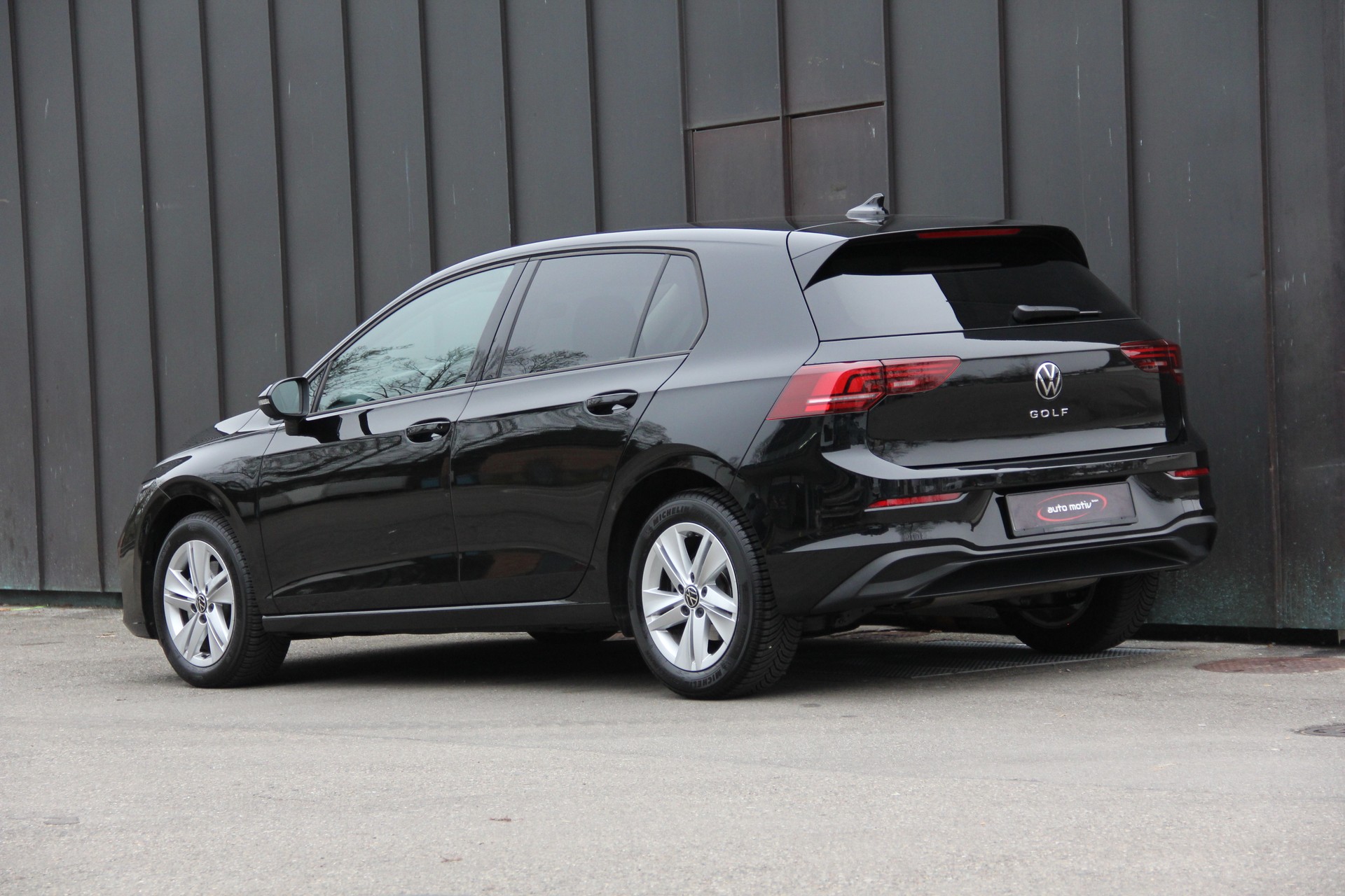 VW Golf 2.0 TDI Life DSG **FACELIFT**-image-5