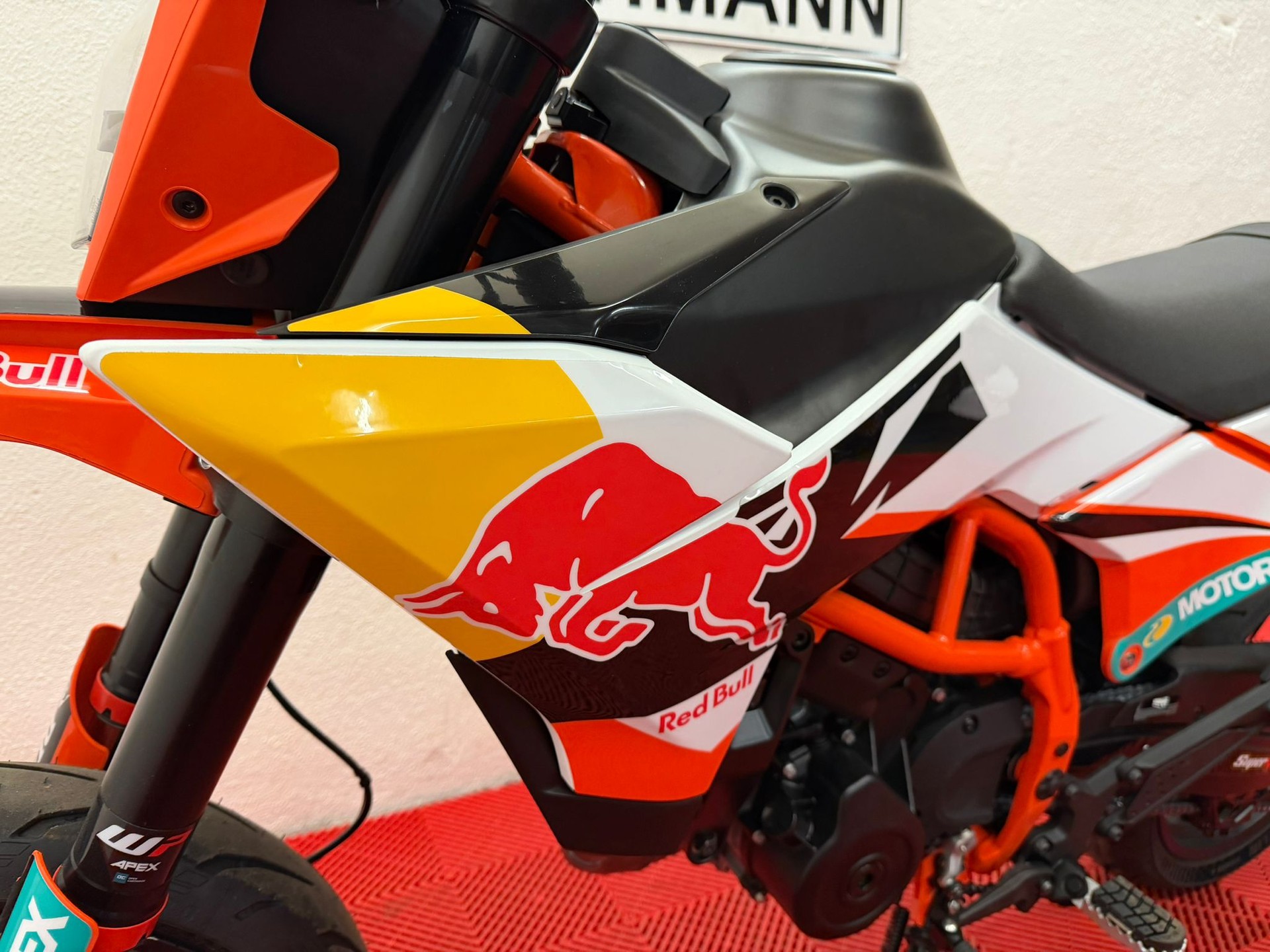 KTM 390 SMC R-image-4