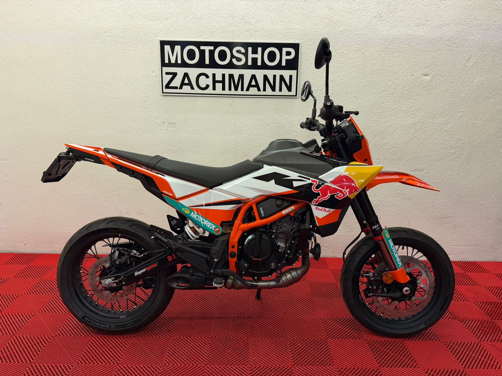 KTM 390 SMC R-image-0