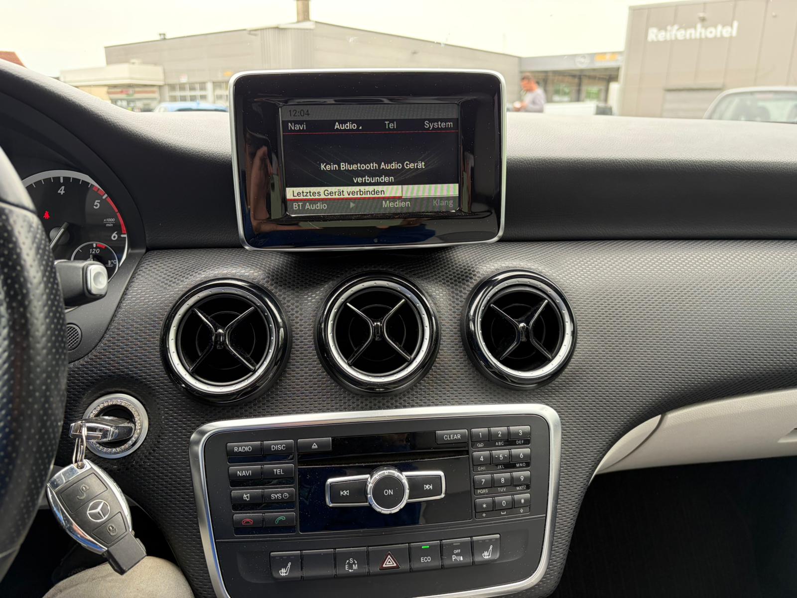 MERCEDES-BENZ A 180 CDI 7G-DCT-image-12
