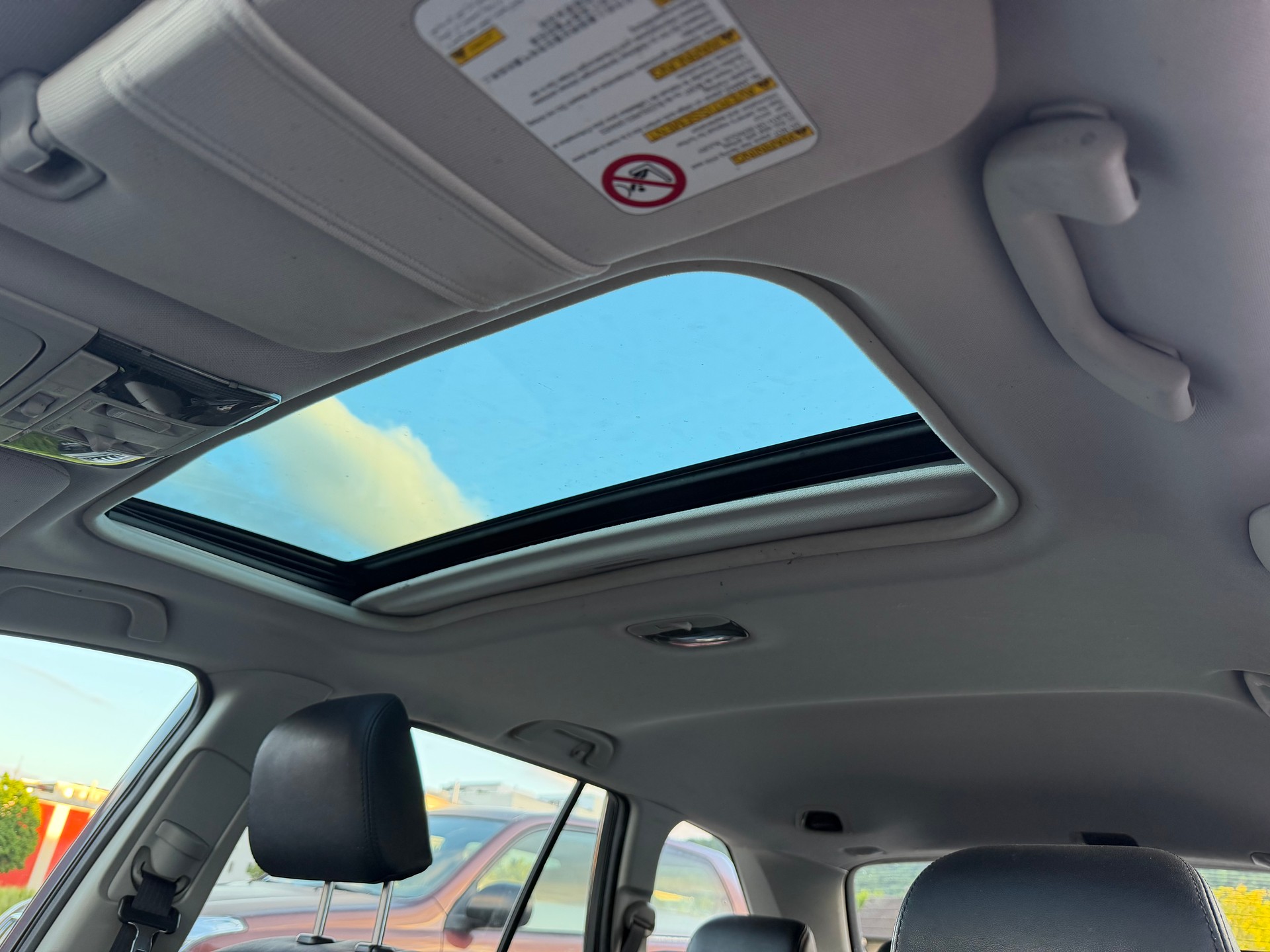 SUBARU Outback 2.5i Limited AWD Lineartronic-image-10