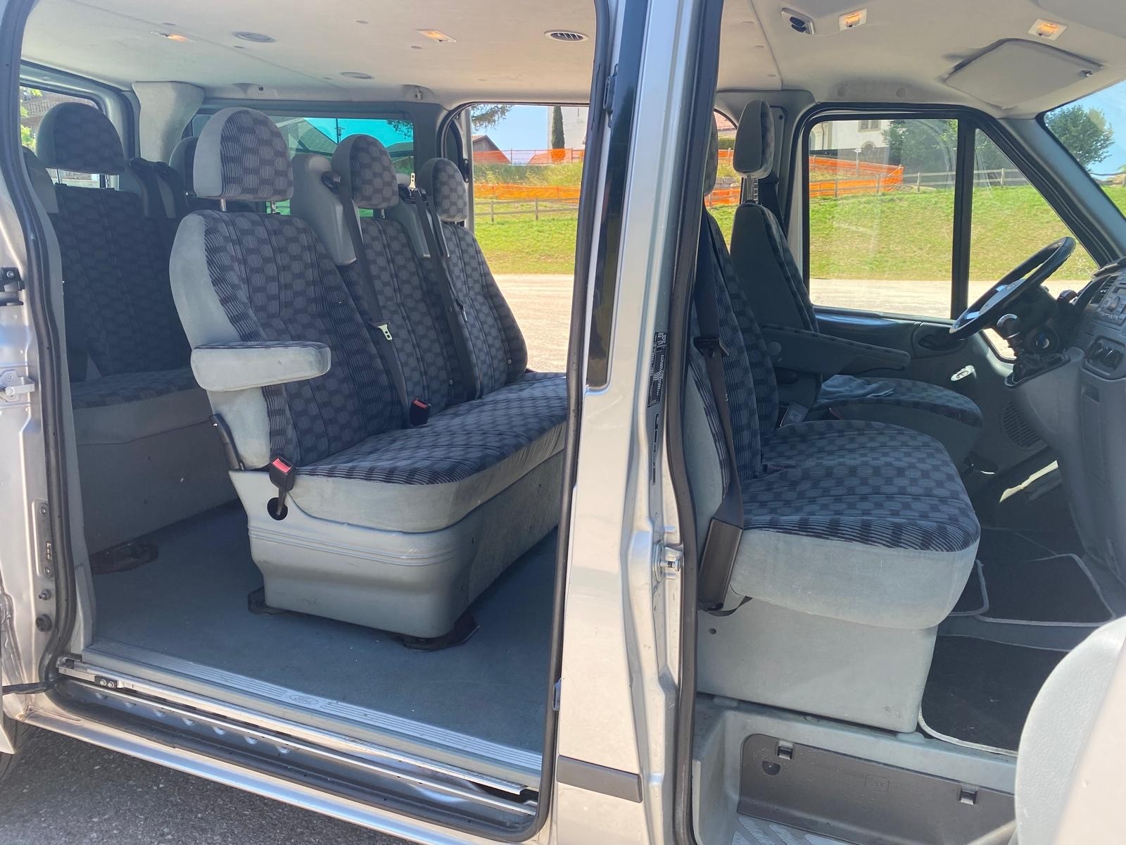 FORD Transit 2.2 TDCi Tourneo 280S Trend-image-10