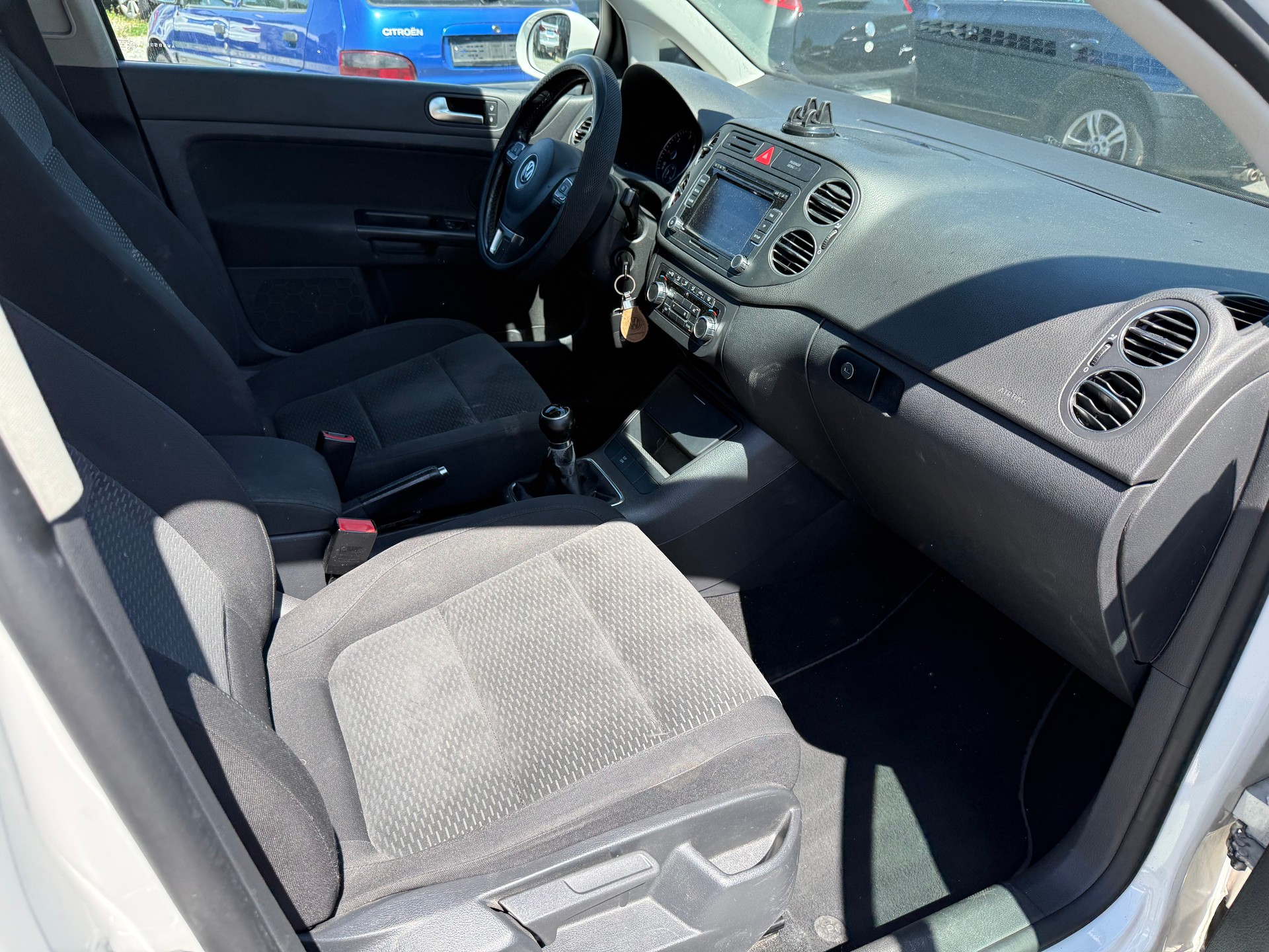 VW Golf Plus 2.0 TDI Comfortline-image-8